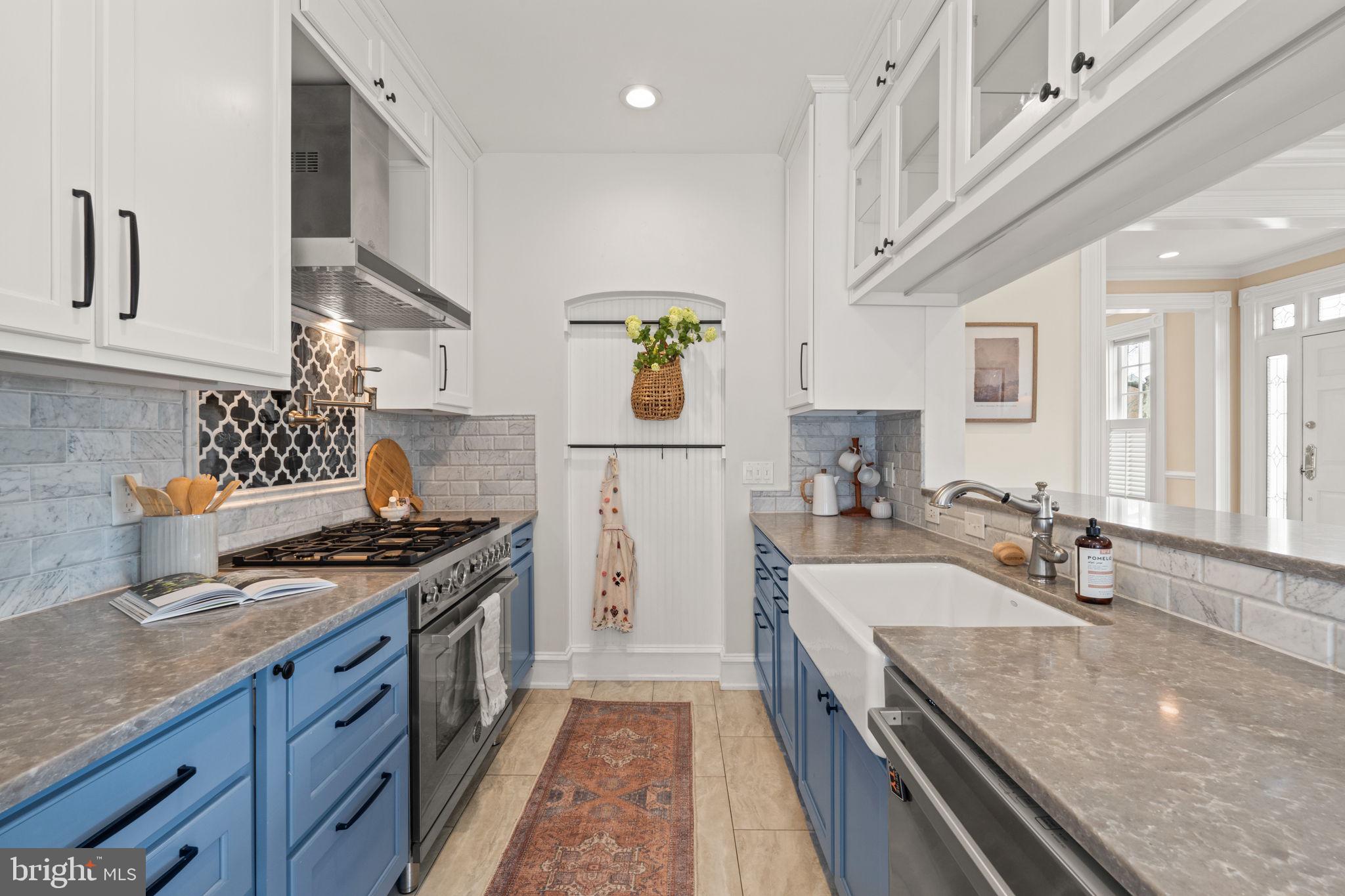 OLD TOWN GATEWAY - Residential