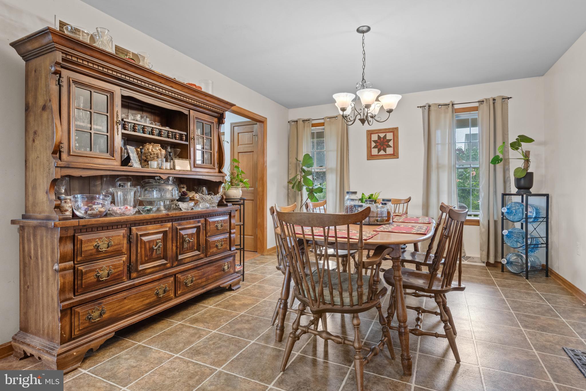 HAMLET AT BIRD-IN-HAND - Residential