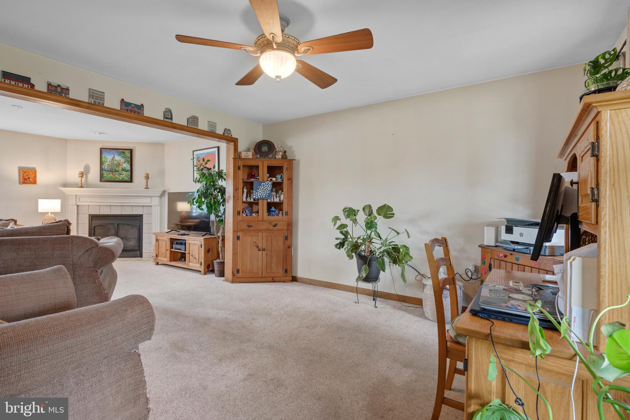 HAMLET AT BIRD-IN-HAND - Residential