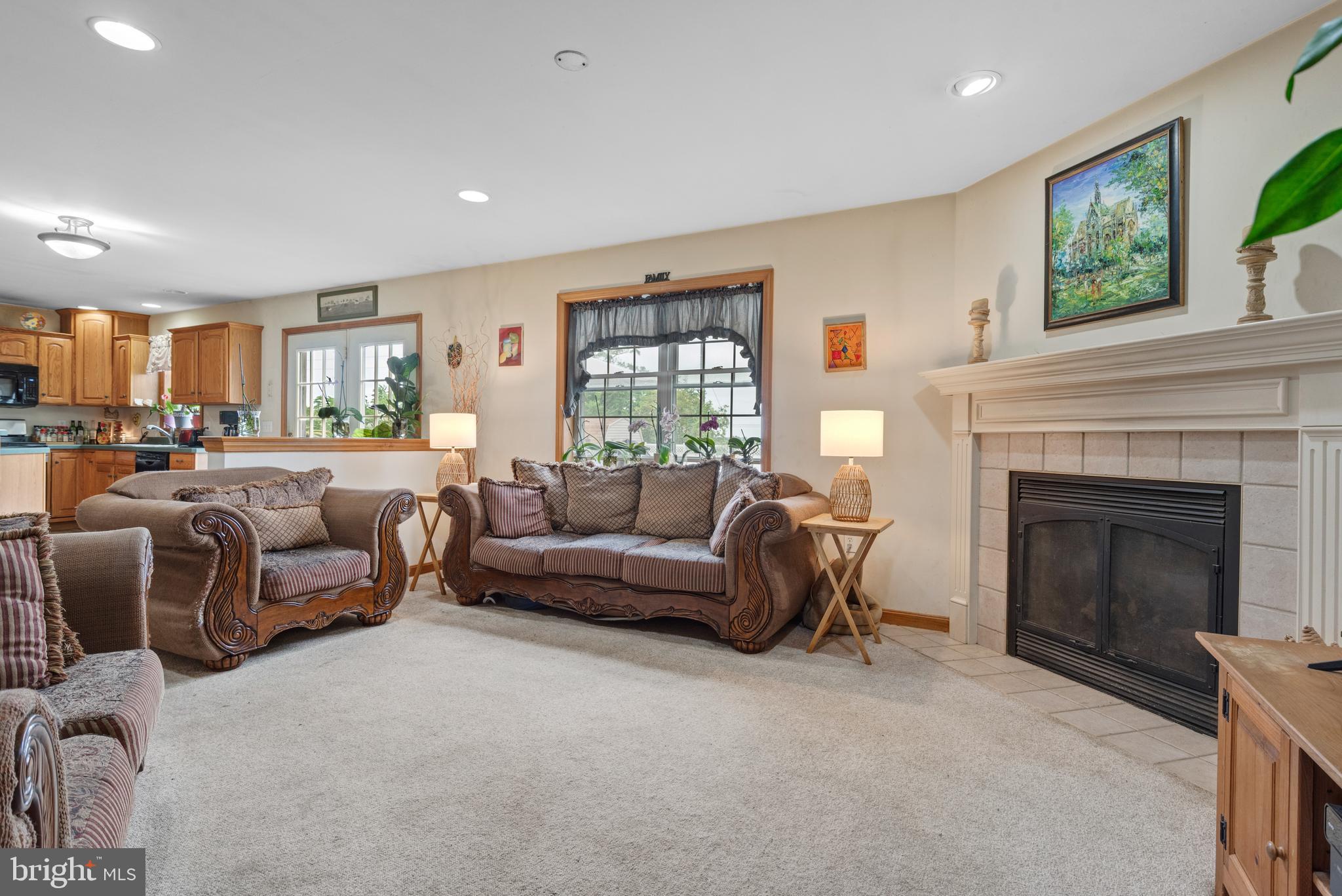 HAMLET AT BIRD-IN-HAND - Residential