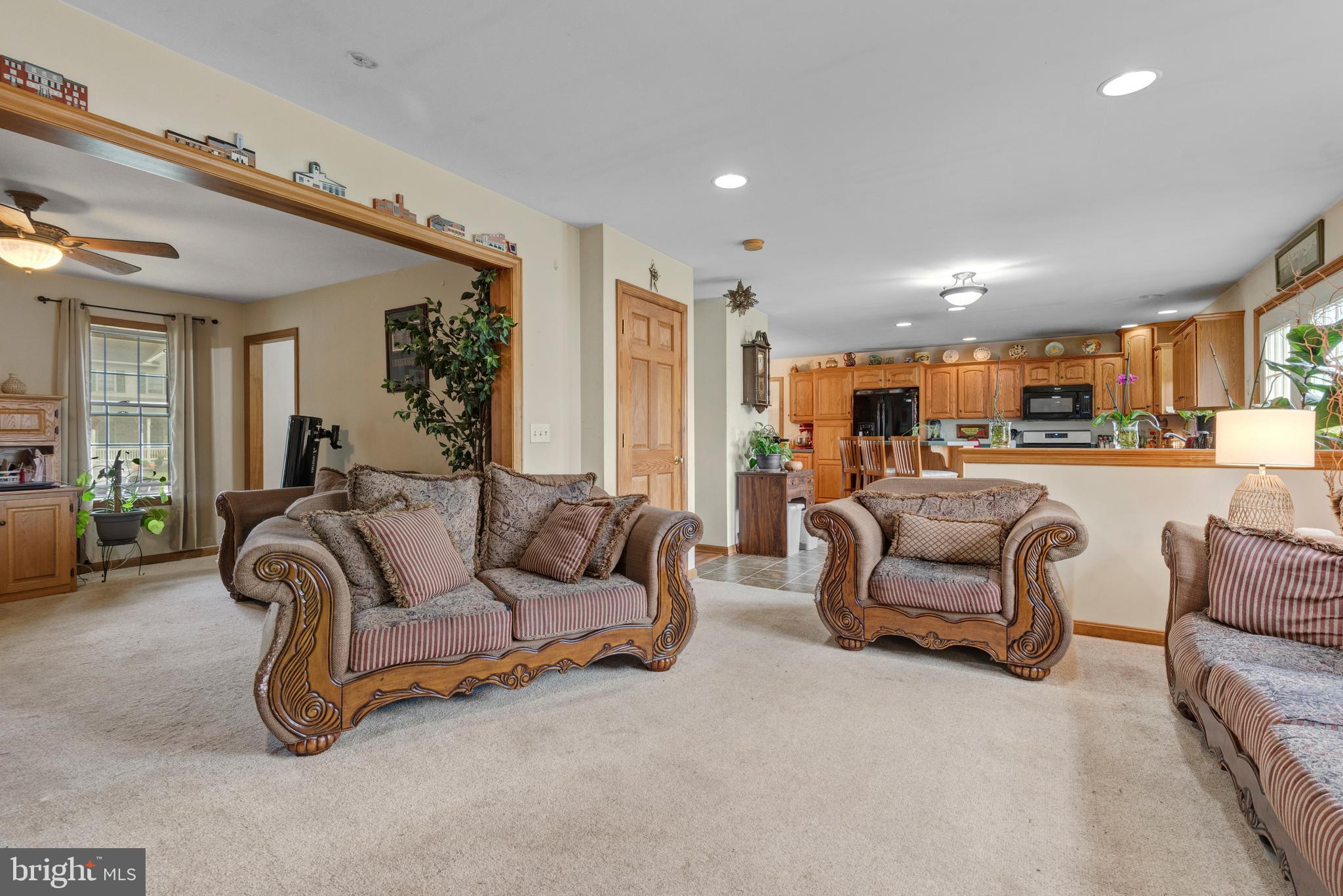 HAMLET AT BIRD-IN-HAND - Residential