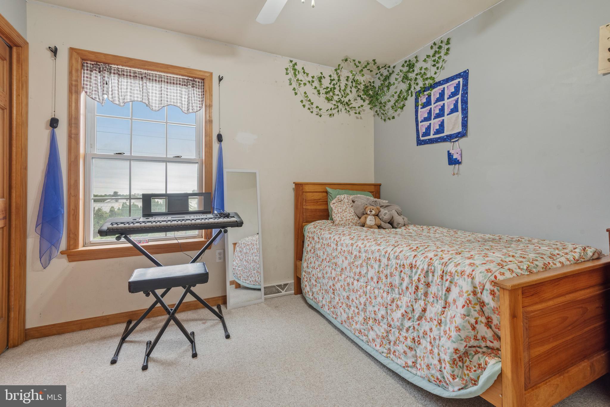 HAMLET AT BIRD-IN-HAND - Residential