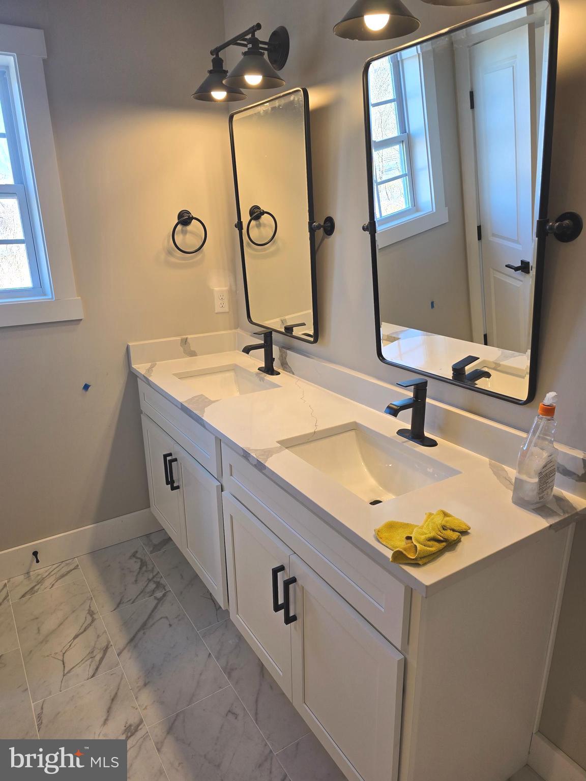 BROOKSIDE - Residential