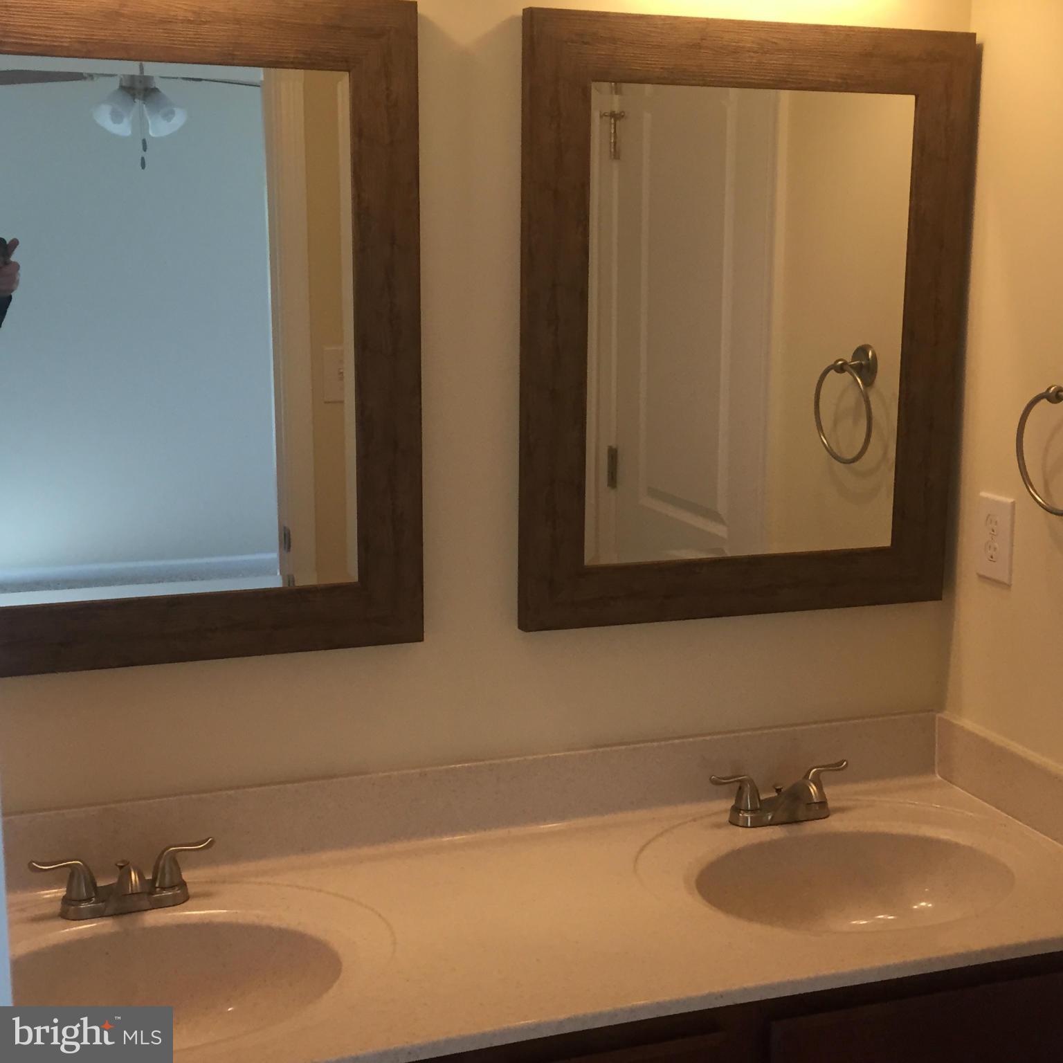 BENTWOOD ESTATES - Residential