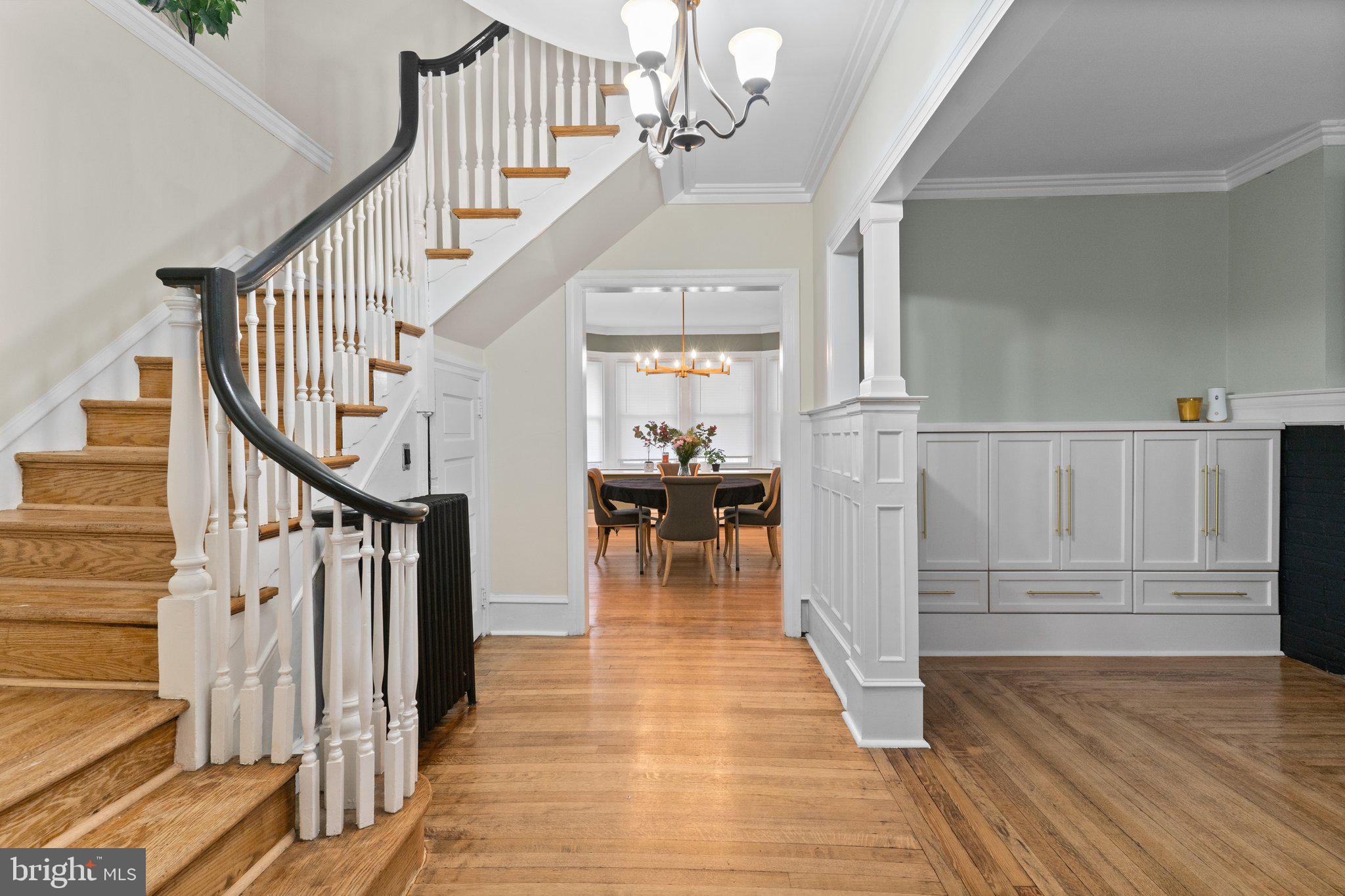 EAST OAK LANE - Residential