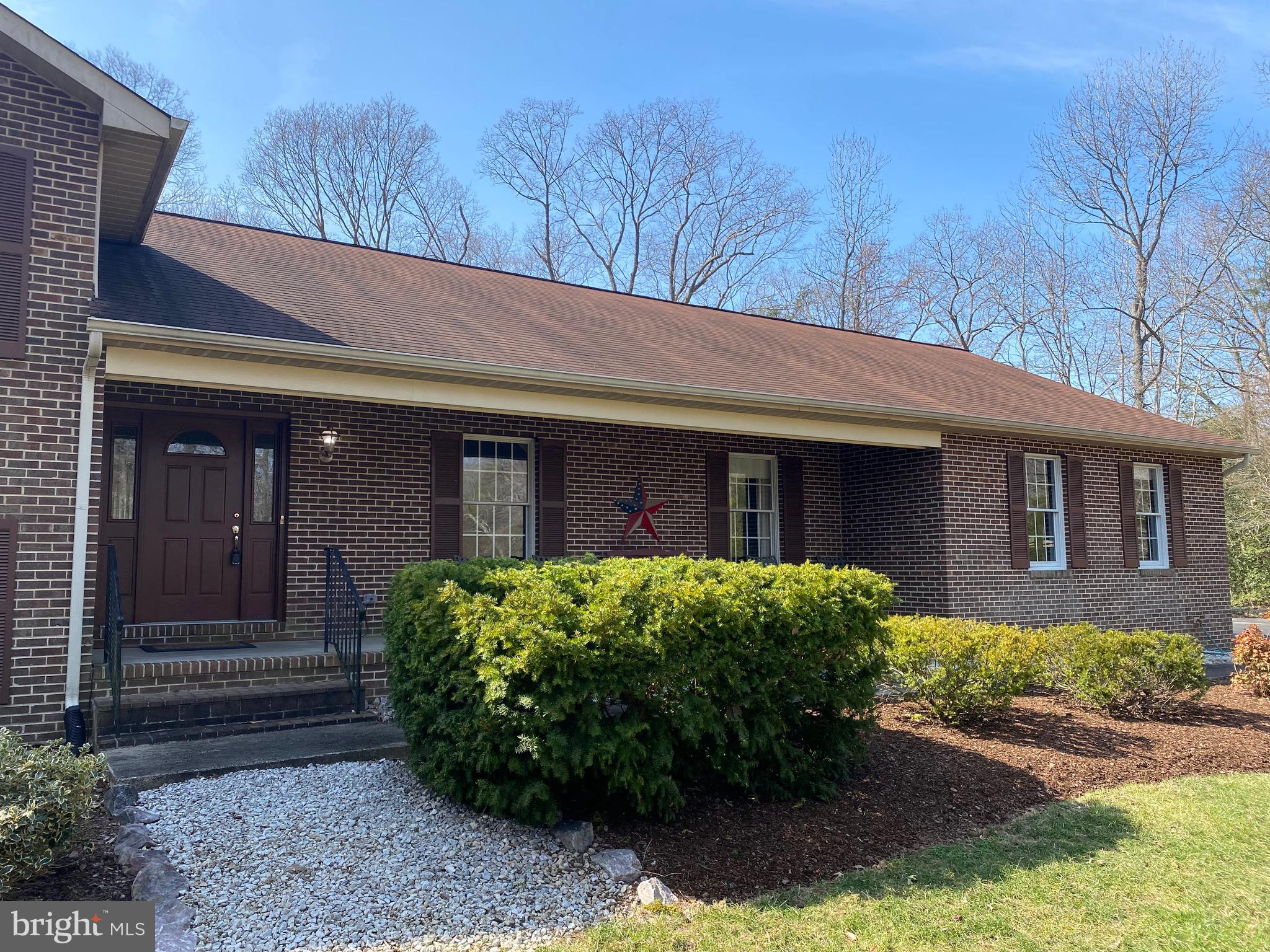 AMBERLEIGH FARMS - Residential