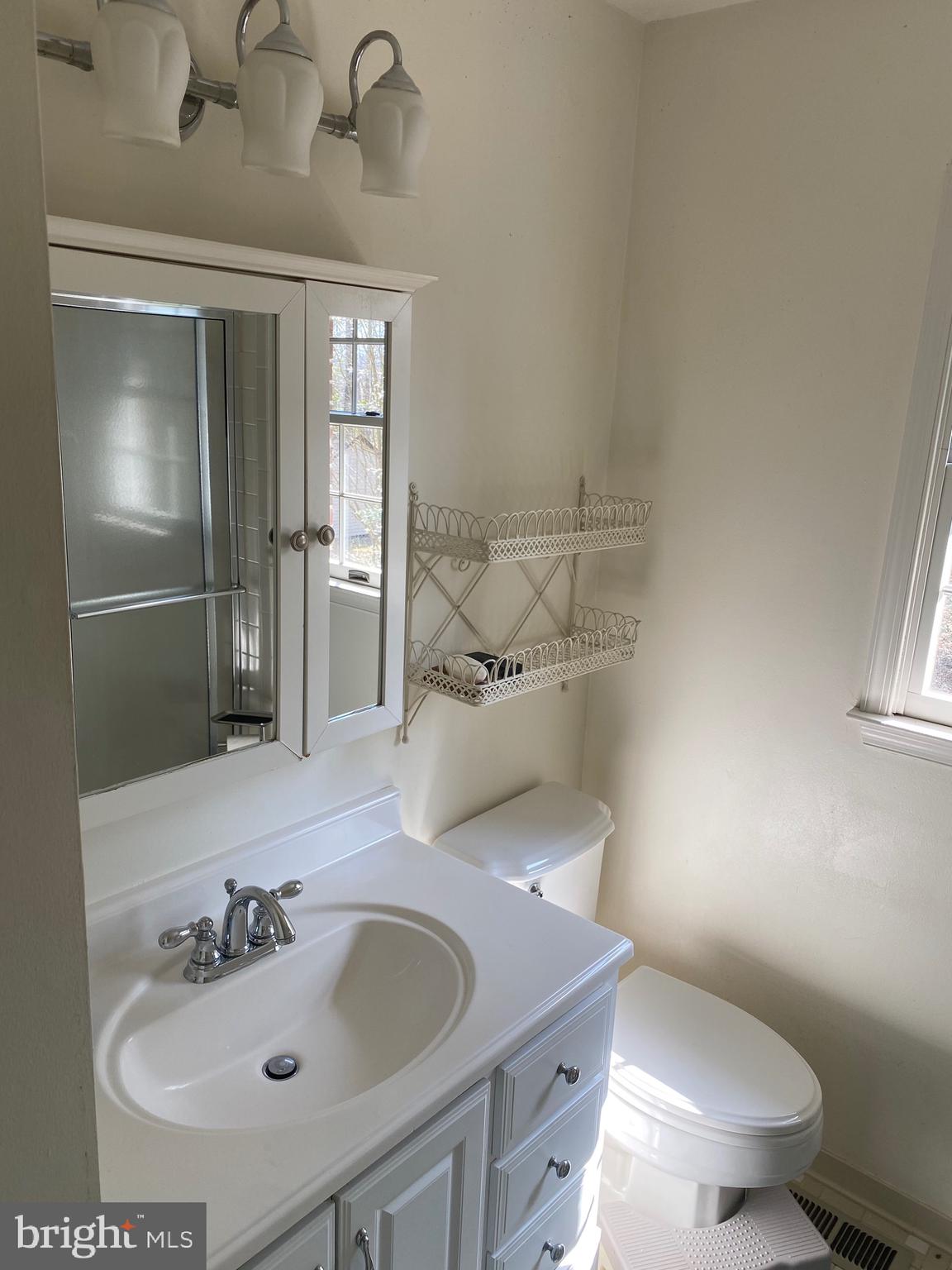 AMBERLEIGH FARMS - Residential