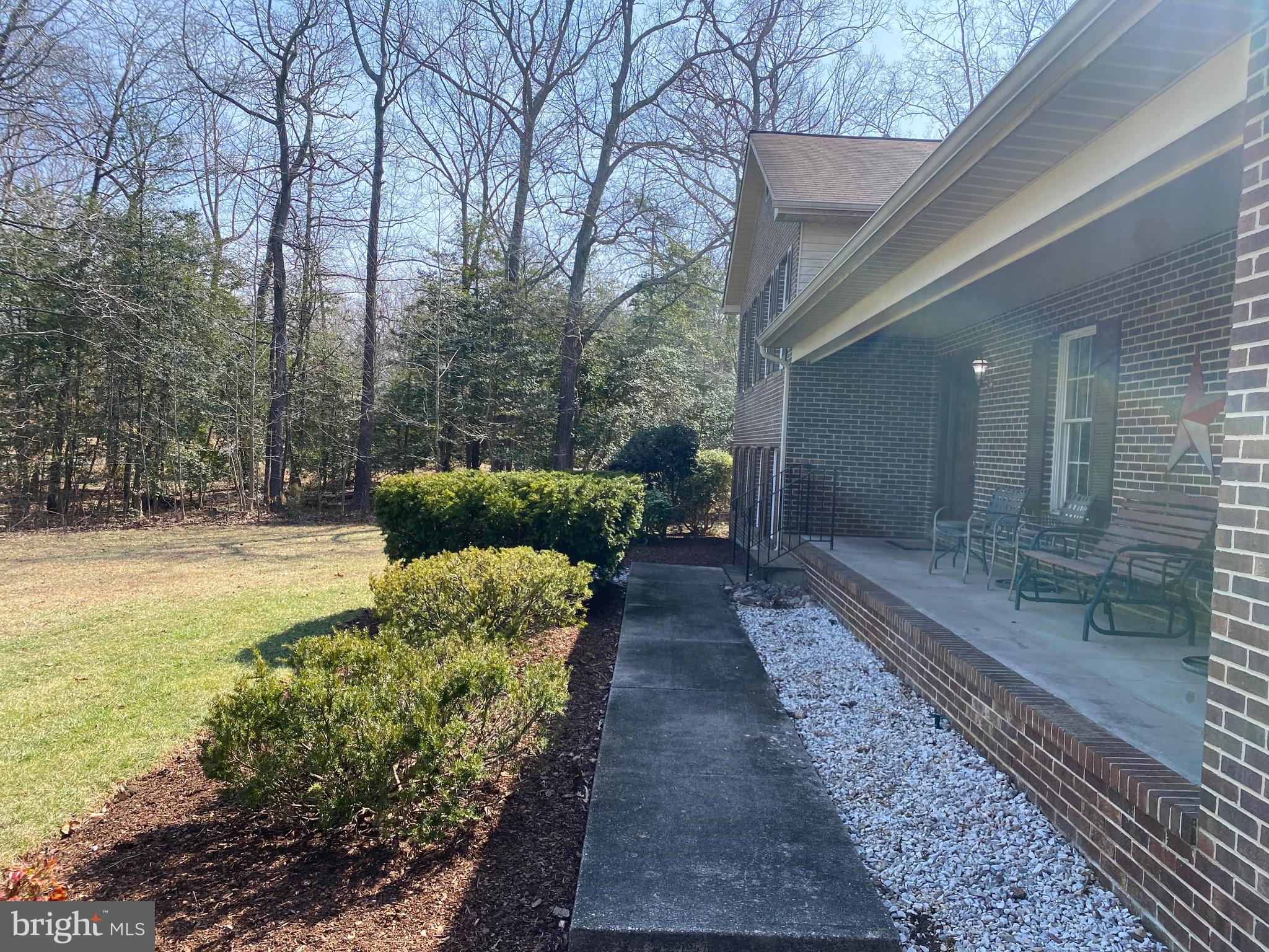 AMBERLEIGH FARMS - Residential