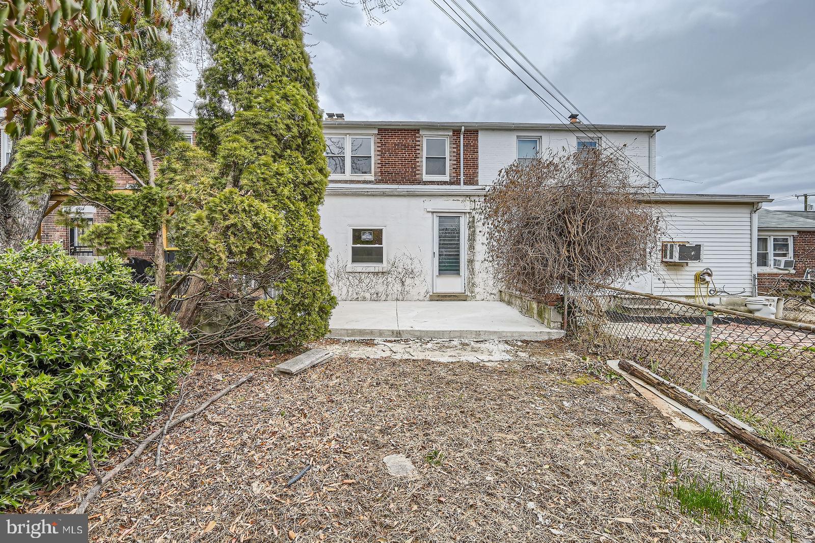 ARMISTEAD GARDENS - Residential