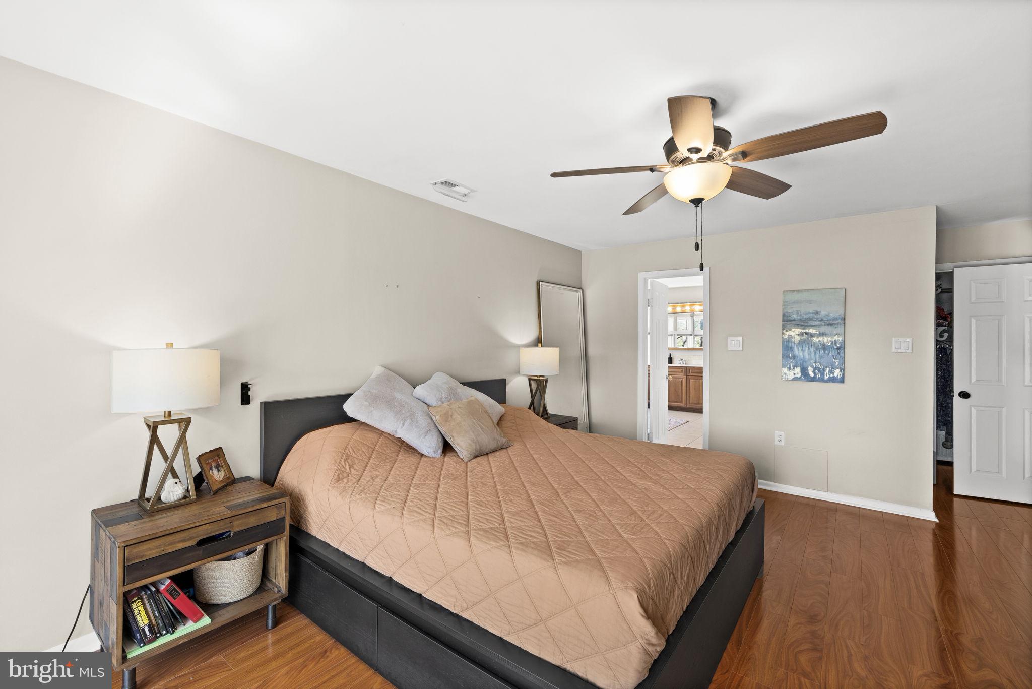 LAKE OF THE WOODS - Residential