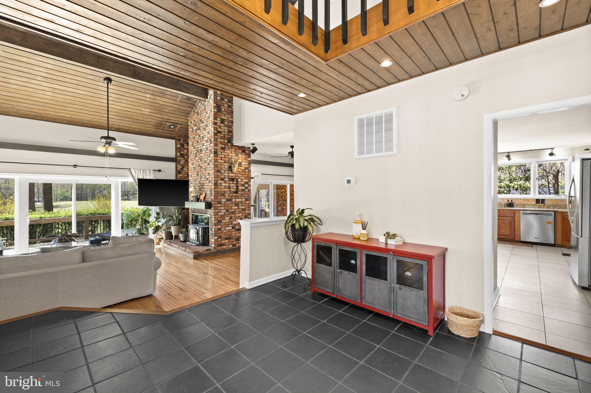 LAKE OF THE WOODS - Residential