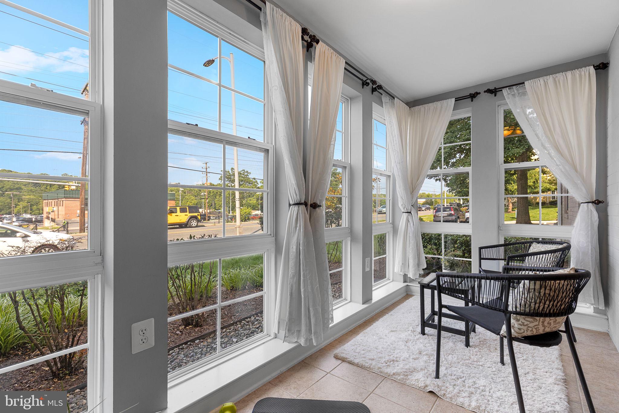 WEST VILLAGE OF SHIRLINGTON - Residential