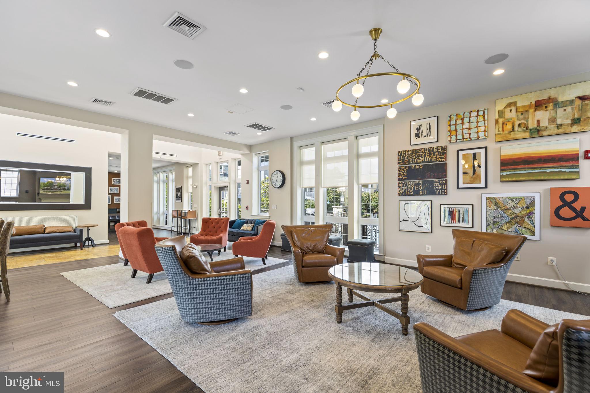 WEST VILLAGE OF SHIRLINGTON - Residential