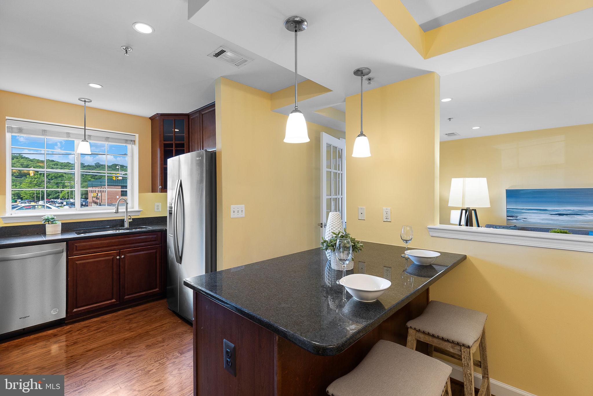 WEST VILLAGE OF SHIRLINGTON - Residential