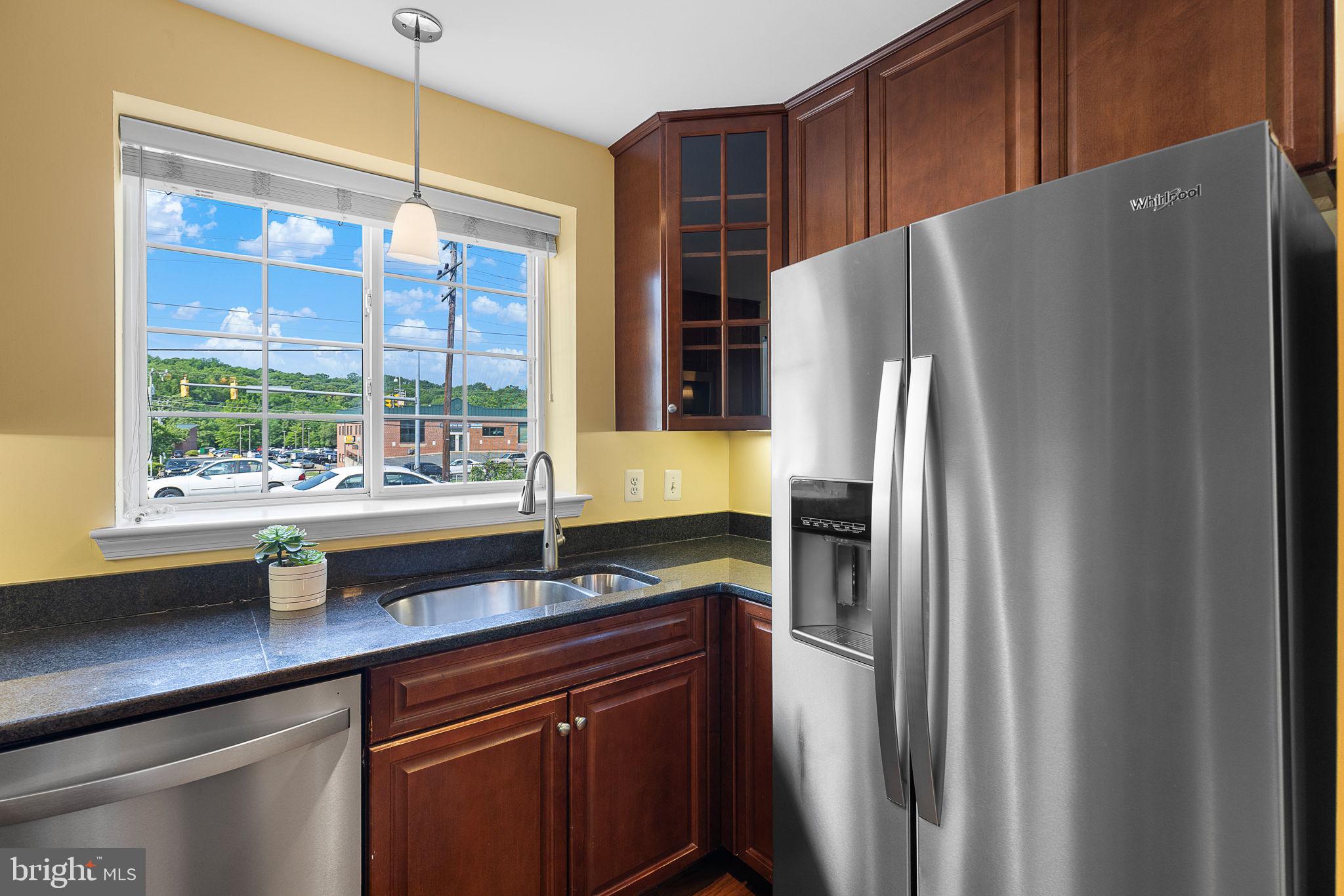 WEST VILLAGE OF SHIRLINGTON - Residential