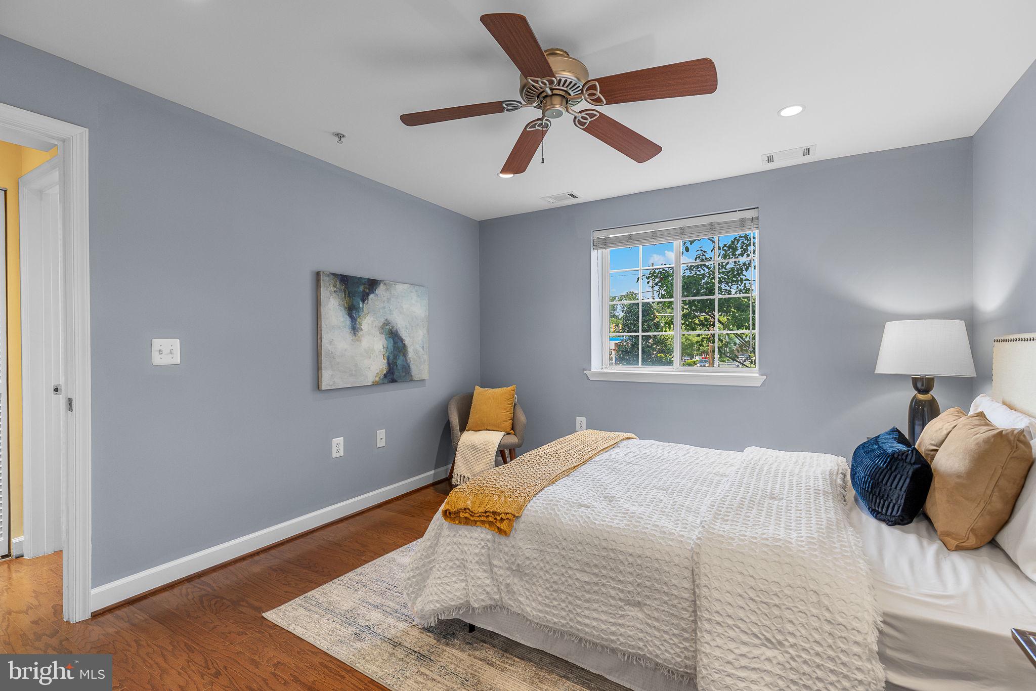 WEST VILLAGE OF SHIRLINGTON - Residential