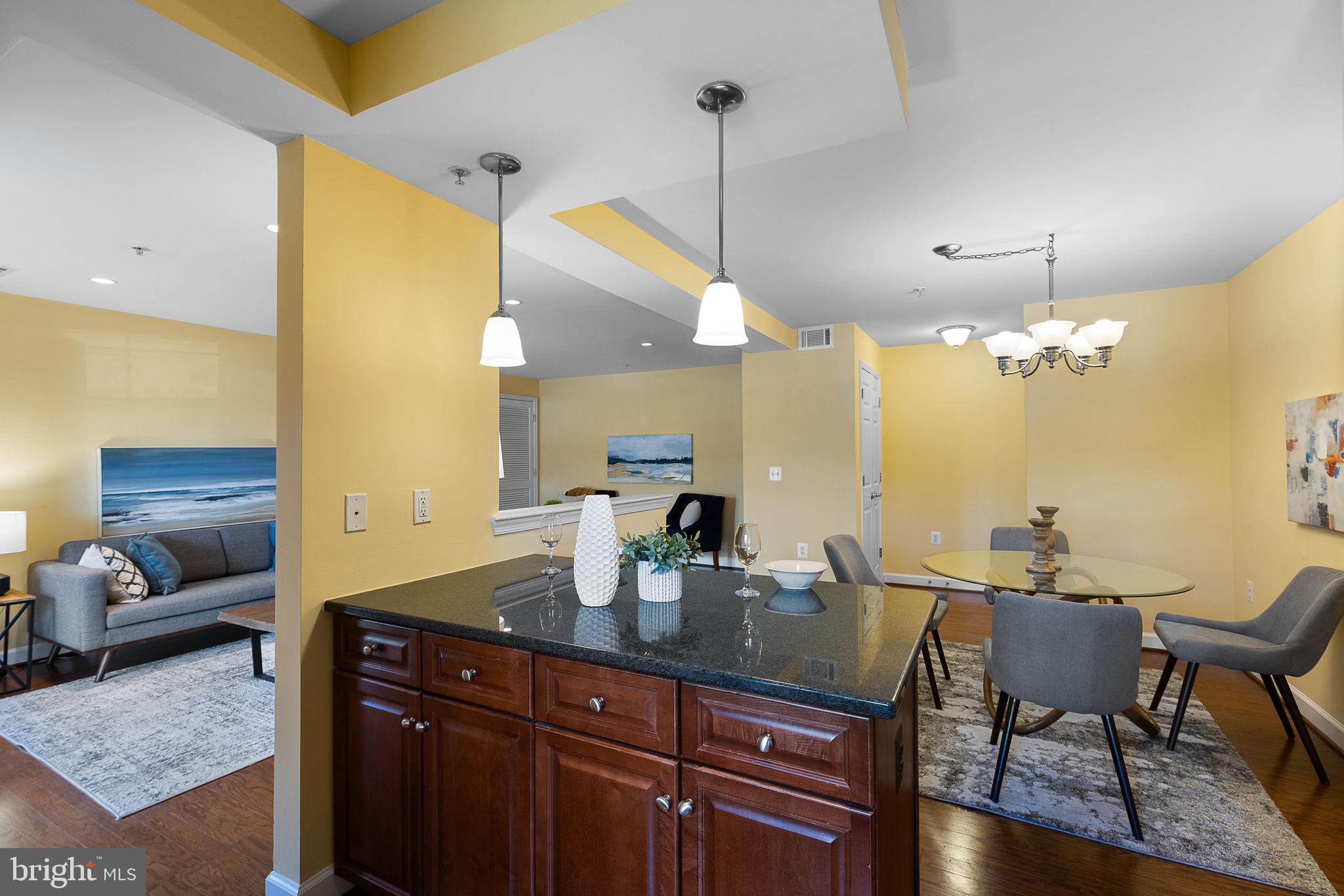 WEST VILLAGE OF SHIRLINGTON - Residential