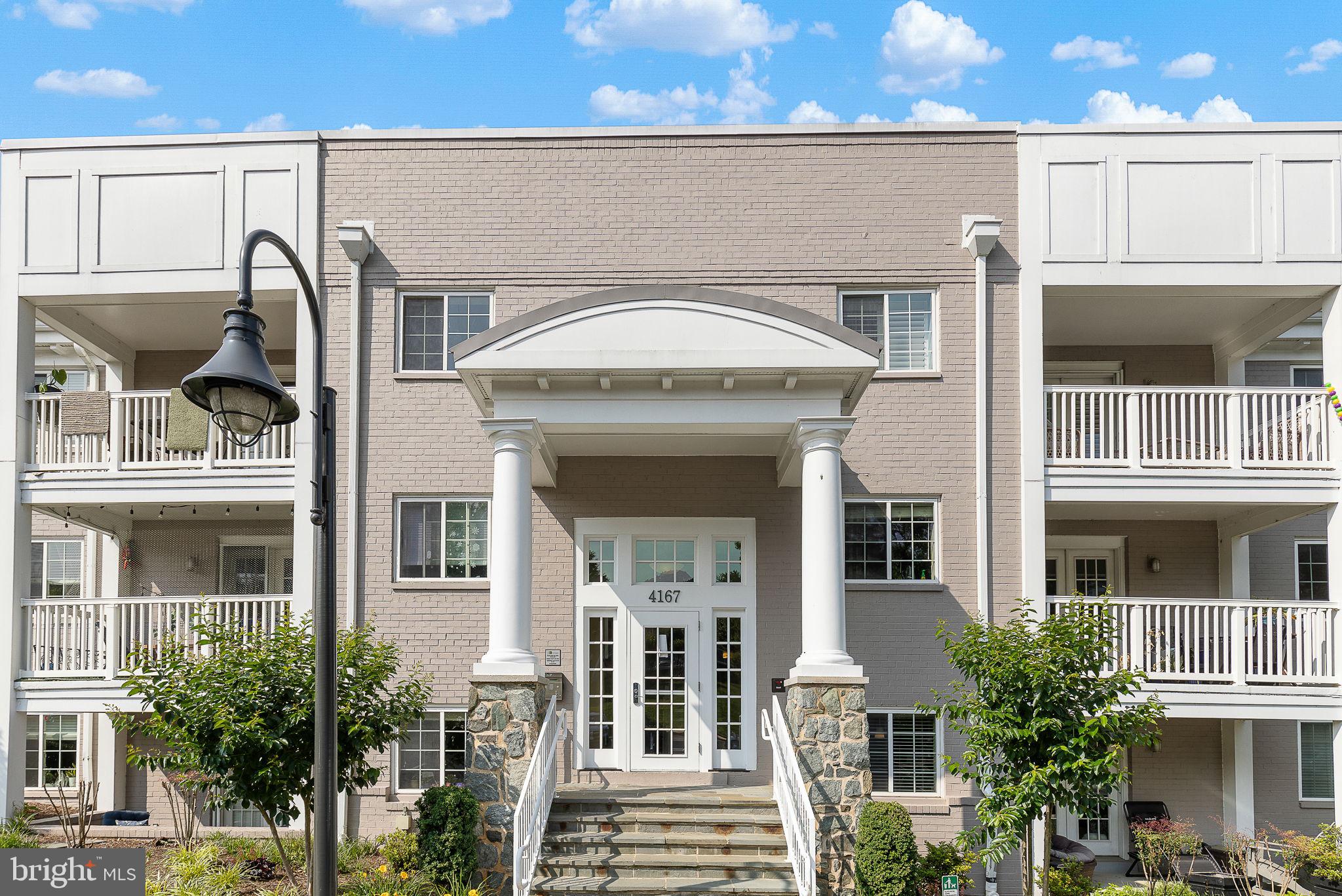 WEST VILLAGE OF SHIRLINGTON - Residential