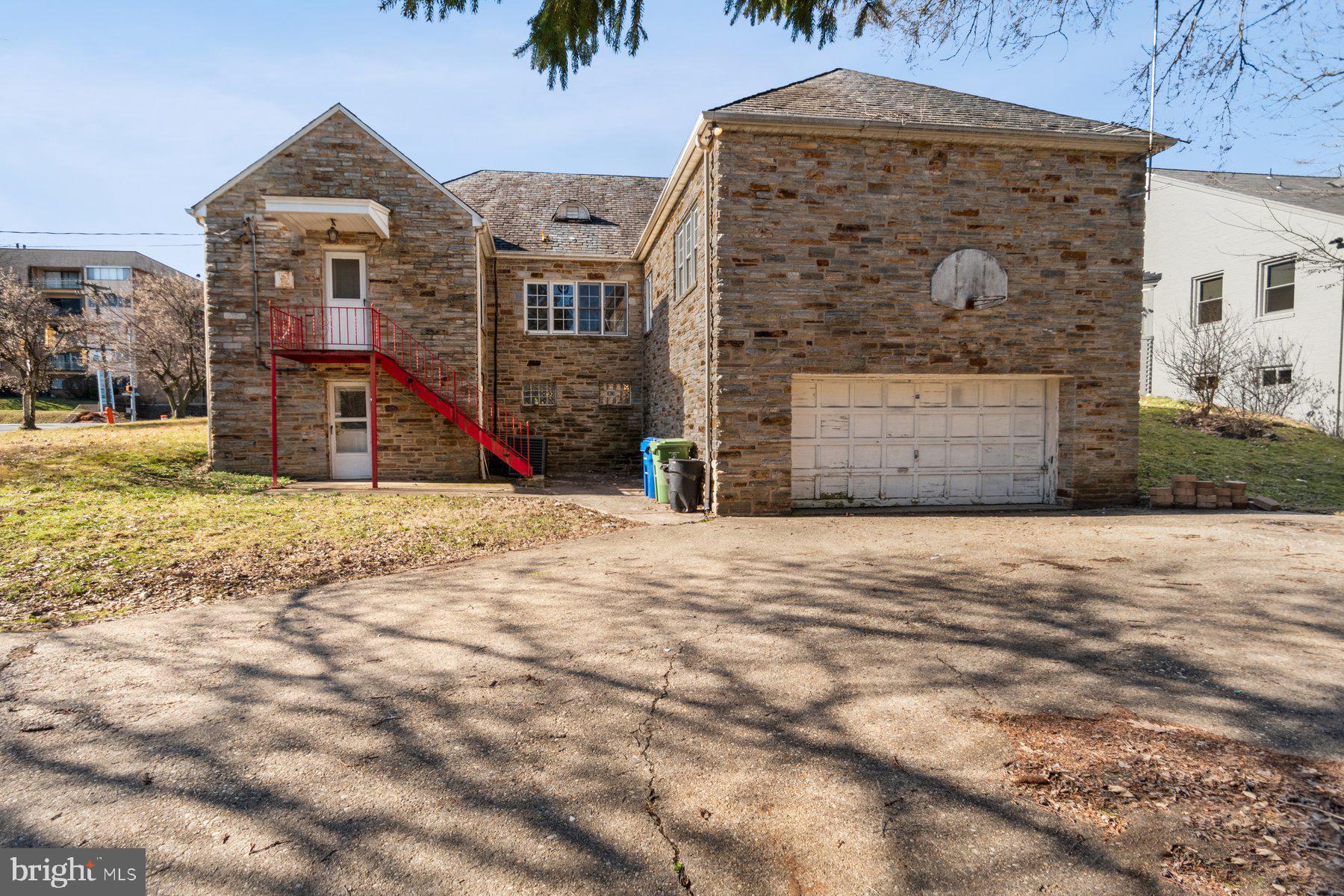 PARK HEIGHTS - Residential