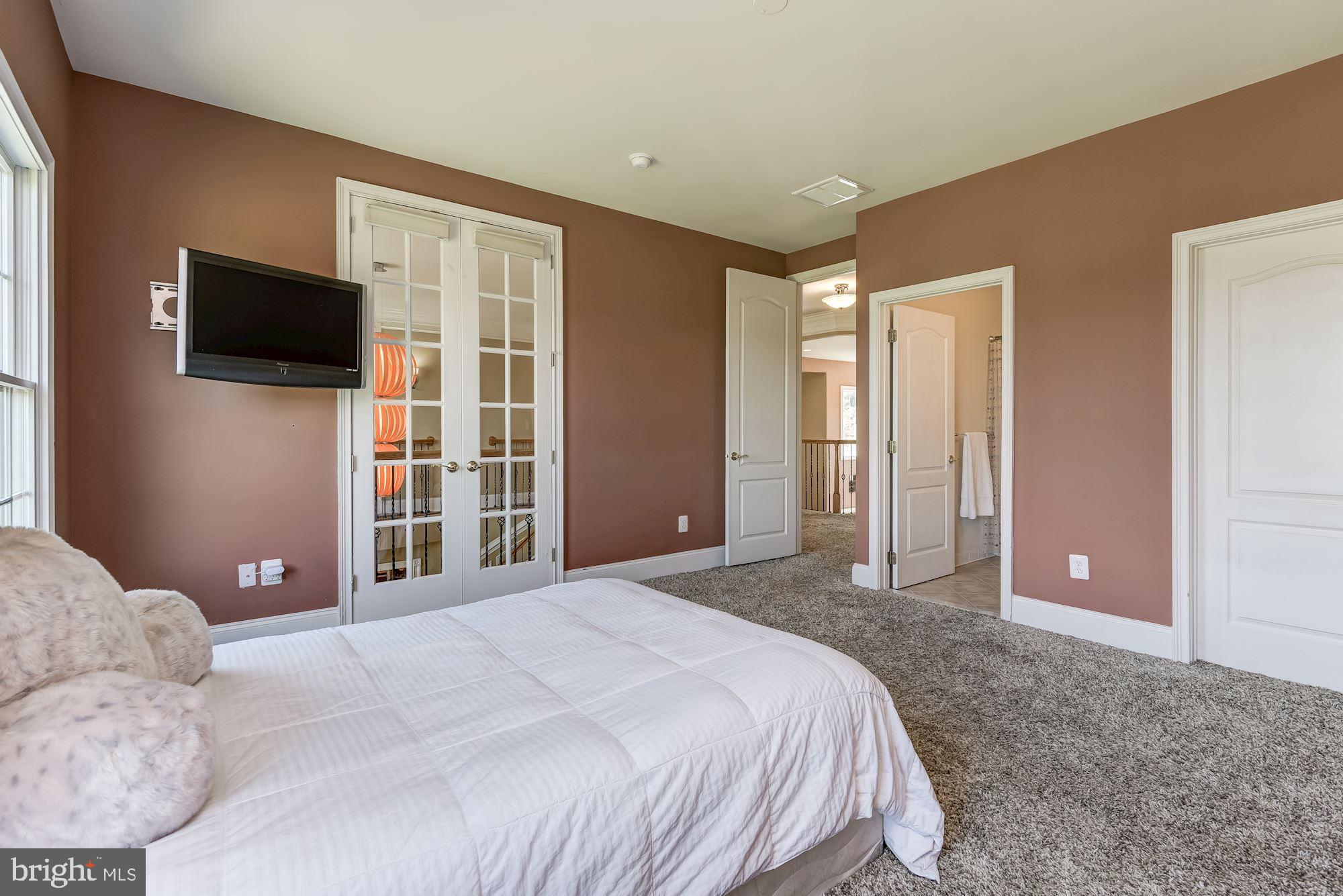 PATUXENT CHASE - Residential