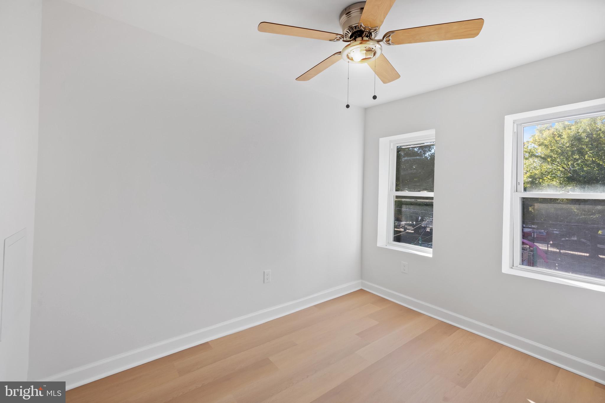 HARWOOD - Residential