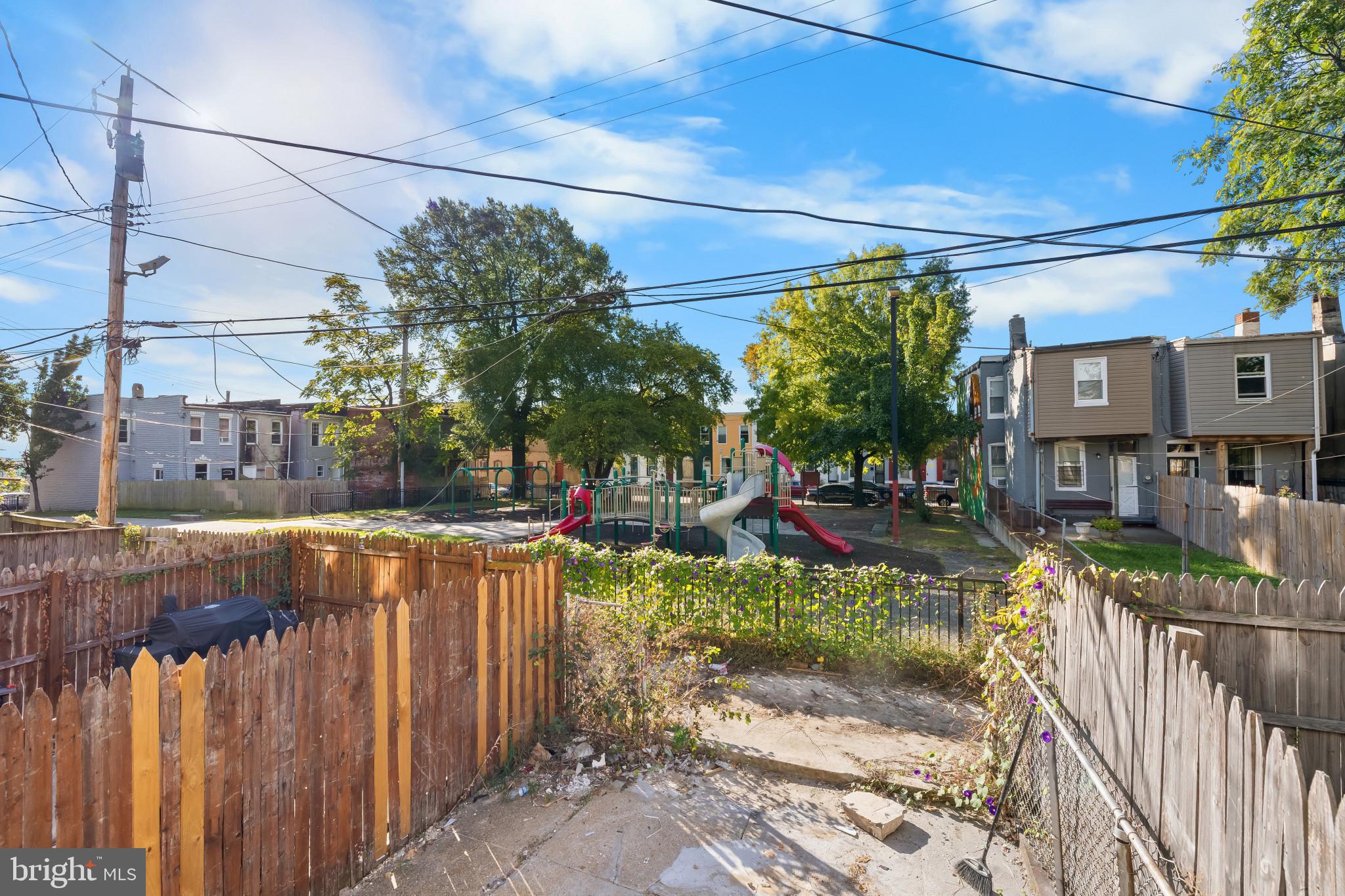 HARWOOD - Residential