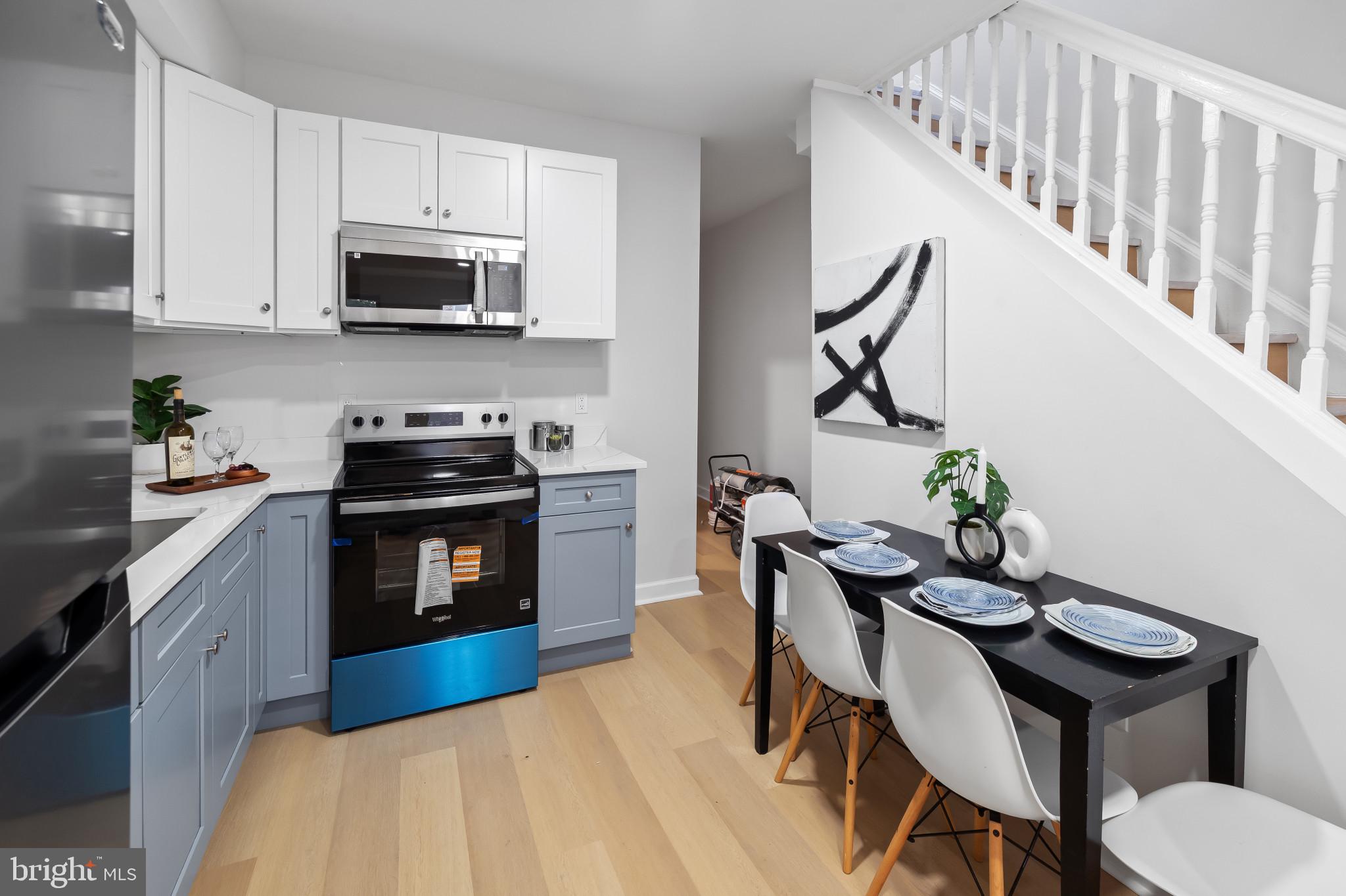 HARWOOD - Residential