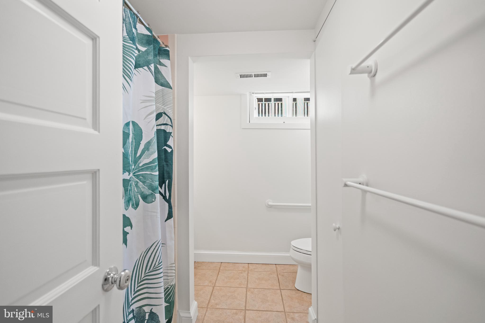 CHEVY CHASE VILLAGE - Residential