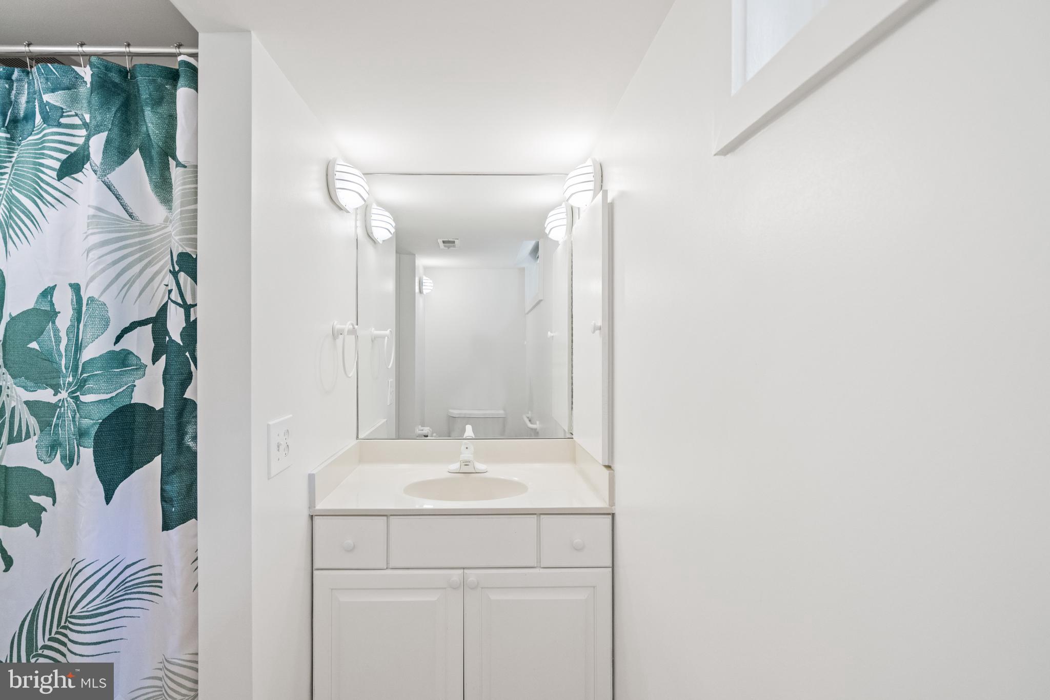 CHEVY CHASE VILLAGE - Residential