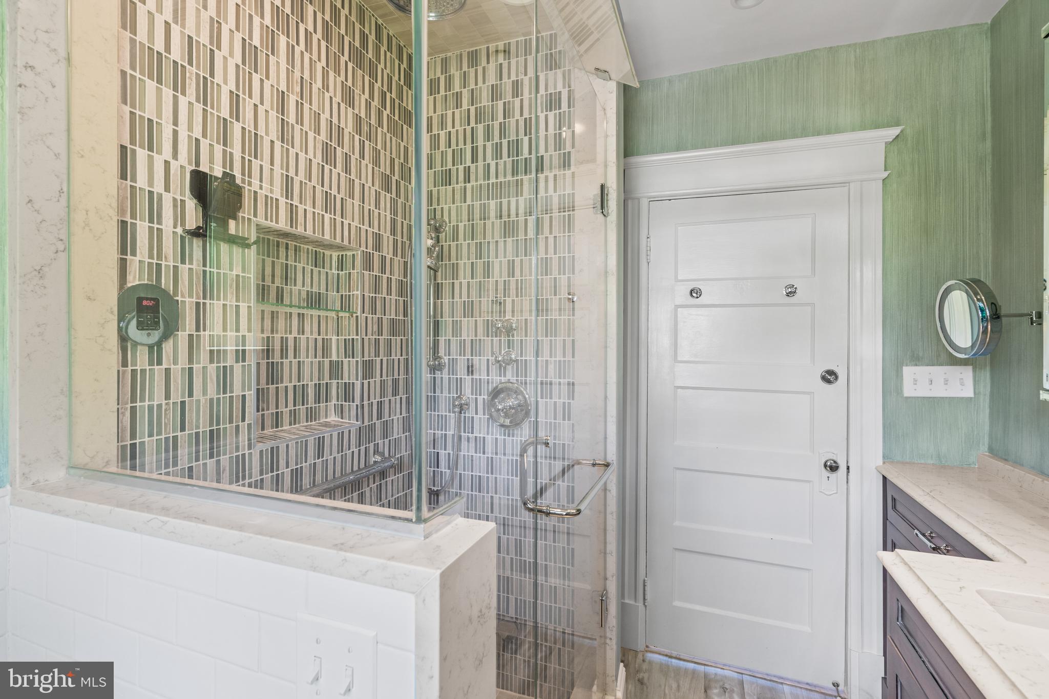 CHEVY CHASE VILLAGE - Residential