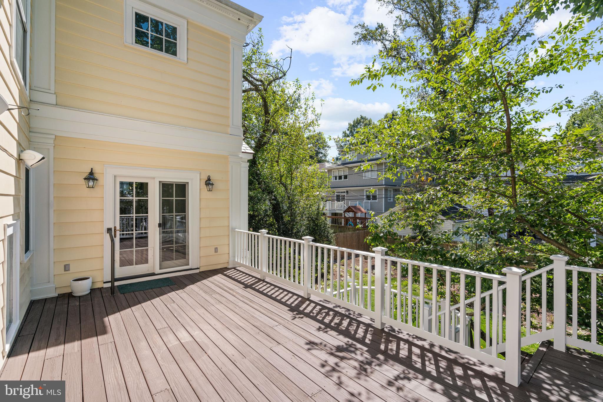 CHEVY CHASE VILLAGE - Residential