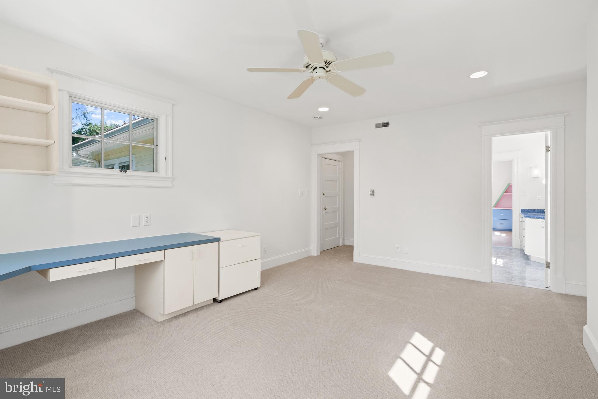 CHEVY CHASE VILLAGE - Residential