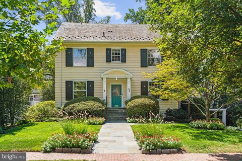 32 W IRVING STREET CHEVY CHASE MD 20815