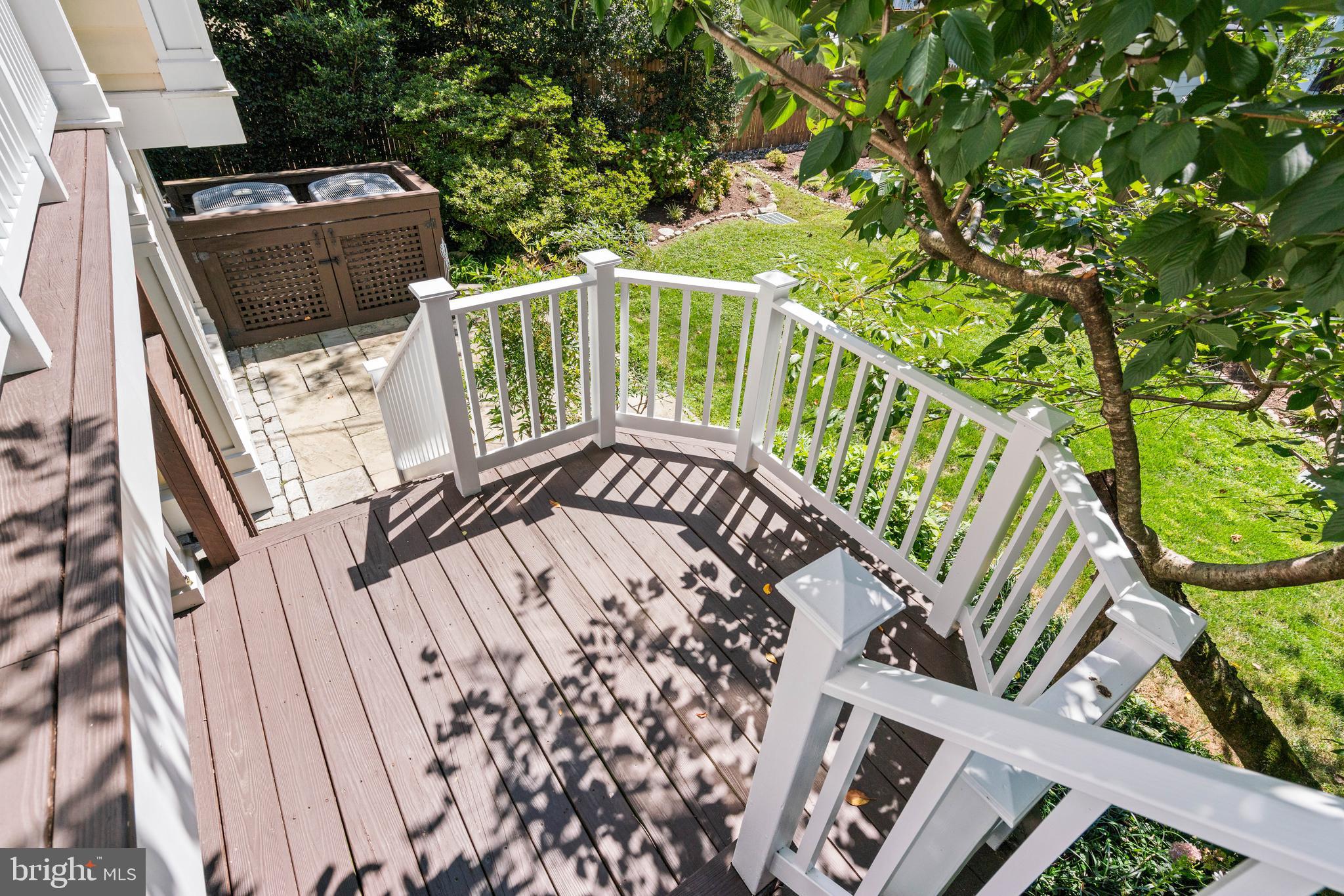 CHEVY CHASE VILLAGE - Residential