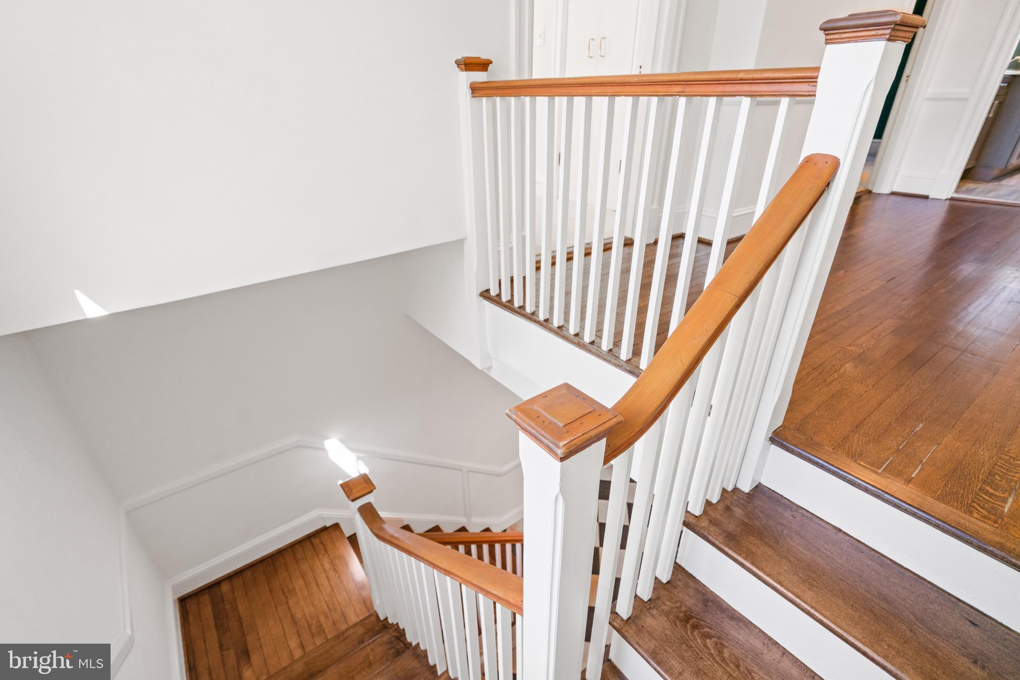 CHEVY CHASE VILLAGE - Residential