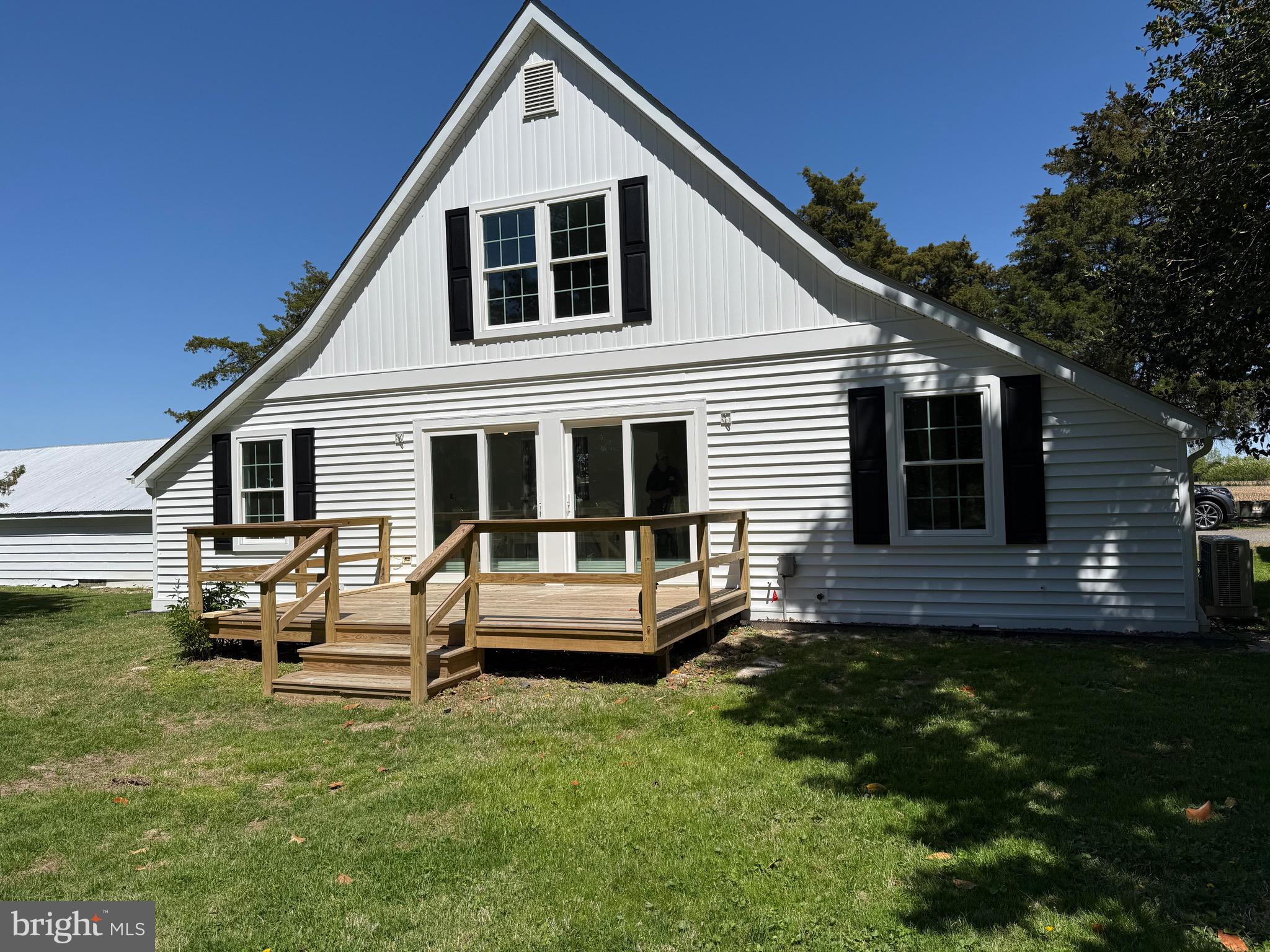 27473 SOUTHSIDE ISLAND CREEK ROAD