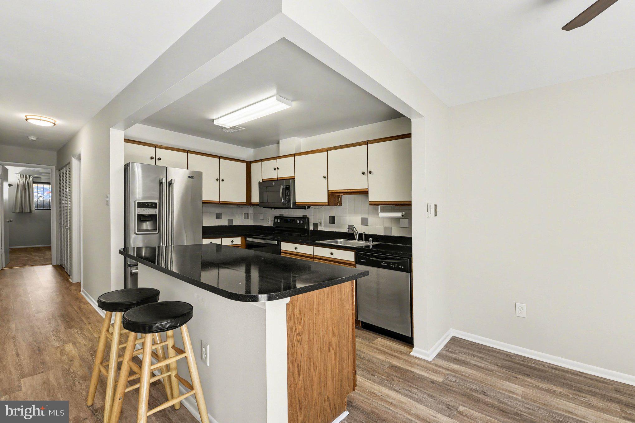 ASHLAR HILL - Residential