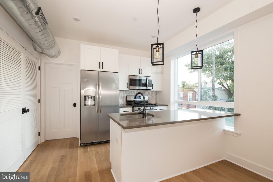 *Available 6/1/2025*

Don't miss the chance to live in this modern two bedroom / two full bathroom apartment in a sunny corner triplex building! Walk in and you are greeted by a spacious open concept living room, dining room and designer kitchen. The kitchen boasts granite counter tops, glass tile back splash, and stainless steel appliances. The bedrooms have oversized windows, spacious closets, and access to their own bathroom. Central AC and washer and dryer included in the unit.

Lease Terms: Generally, 1st month, and 1 month security deposit due at, or prior to, lease signing. Other terms may be required by Landlord such as last month’s rent upfront. $65 application fee per applicant. Tenants are responsible for: electricity, gas (if applicable), cable/internet, & if property is OCF managed a $10/mo technology fee will be applicable; ask your agent for more info on managed status. Water is a flat monthly fee of $75. Additional fees or requirements may be applicable for units with Homeowners or Condo Associations. Landlord Requirements: Applicants to make 3x the monthly rent in verifiable gross income, credit history to be considered, no evictions within the past 5 years, and must have a verifiable rental history with on-time rental payments. Exceptions to this criteria may exist under the law and will be considered. Cosigners will be considered.

*Cat or Dog Permitted with owner permission: $500 [non-refundable pet fee per pet]