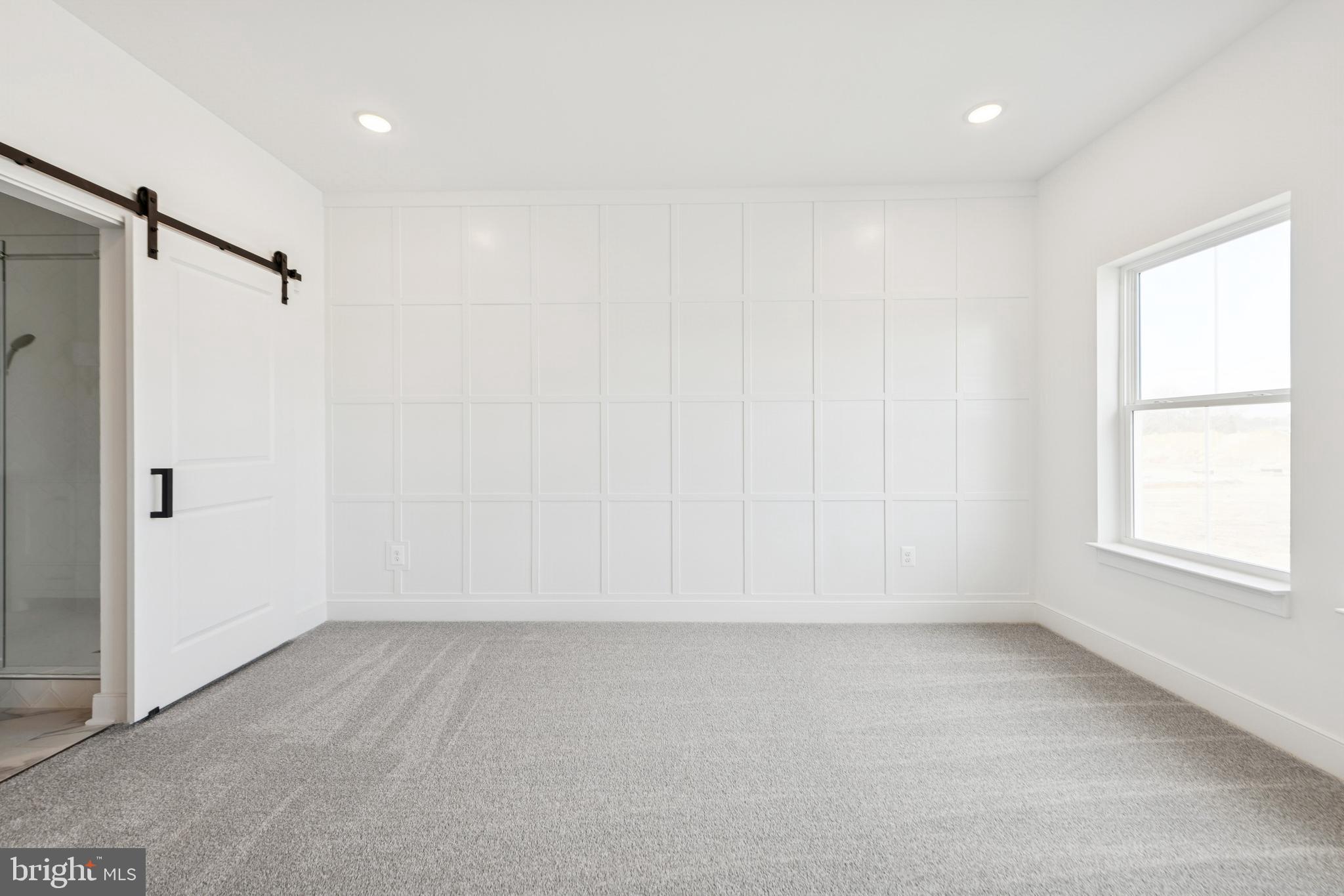 BAY KNOLLS - Residential