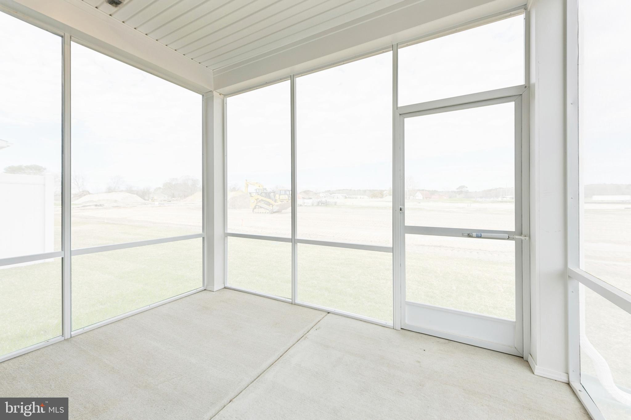 BAY KNOLLS - Residential