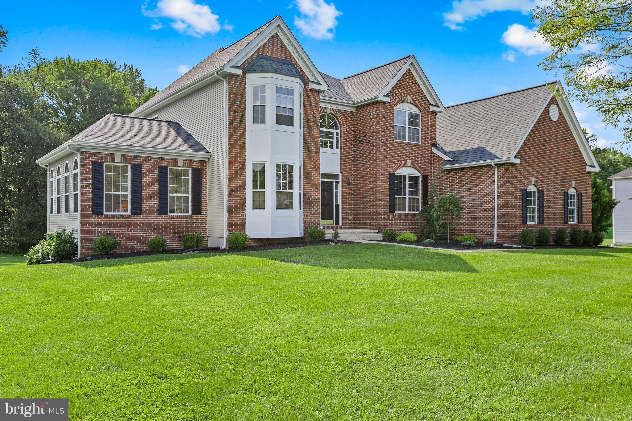 39 CLIFFWOOD DRIVE