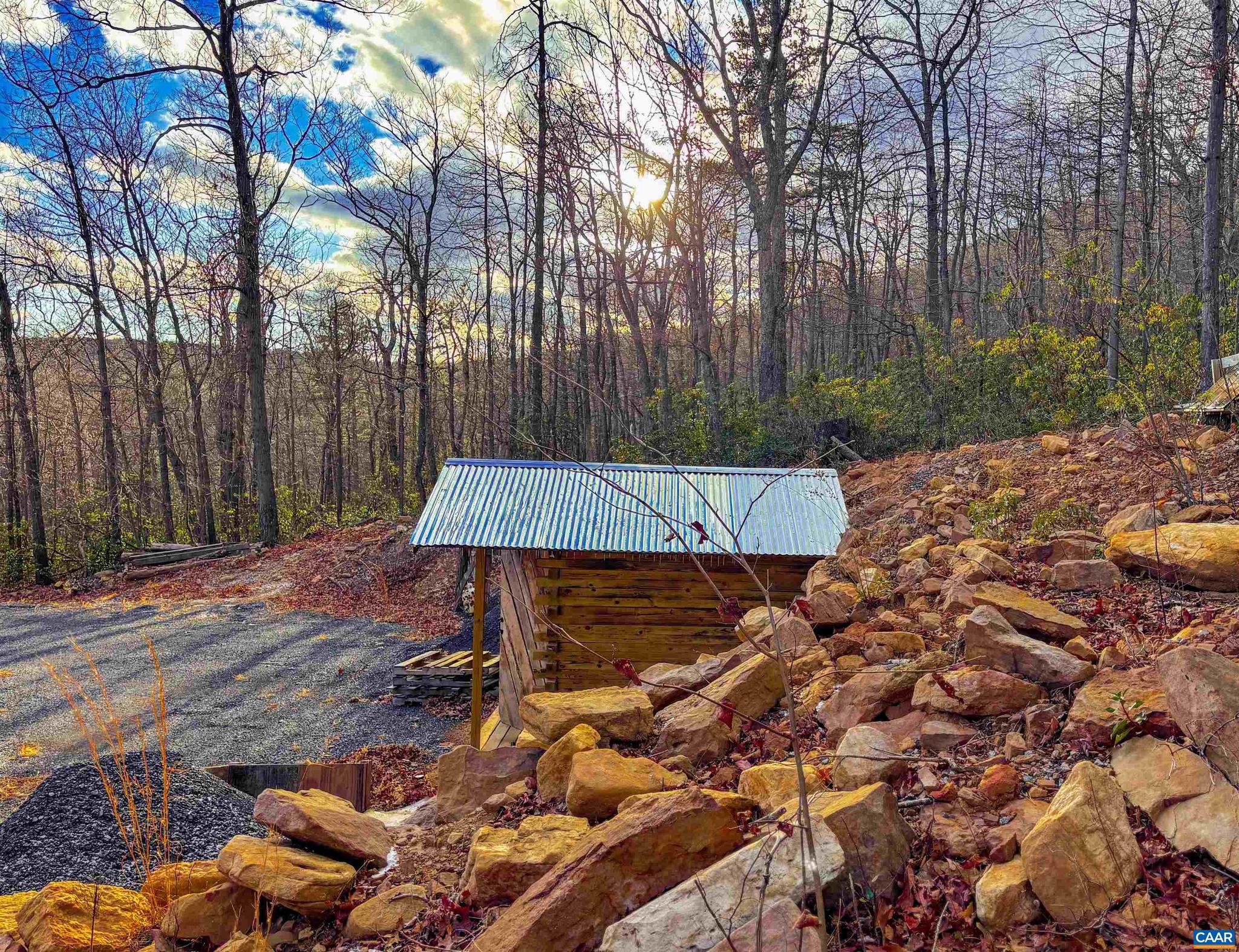 none GREAT NORTH MOUNTAIN DR 8030330