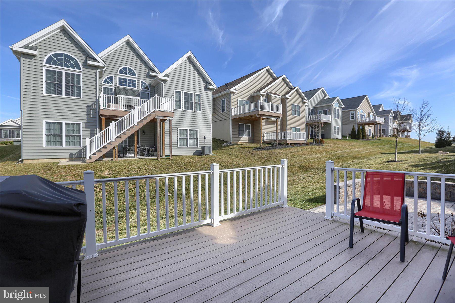 TRADITIONS OF AMERICA AT LITITZ - Residential