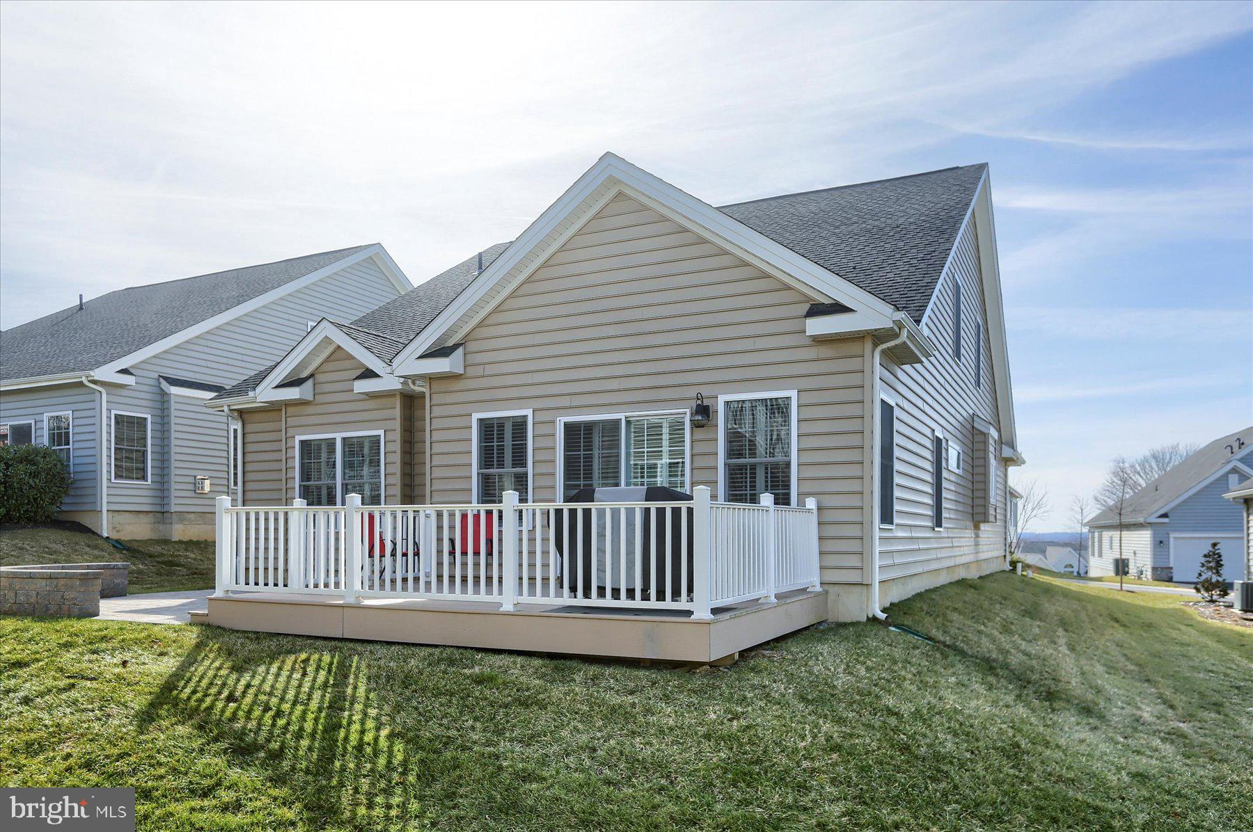 TRADITIONS OF AMERICA AT LITITZ - Residential