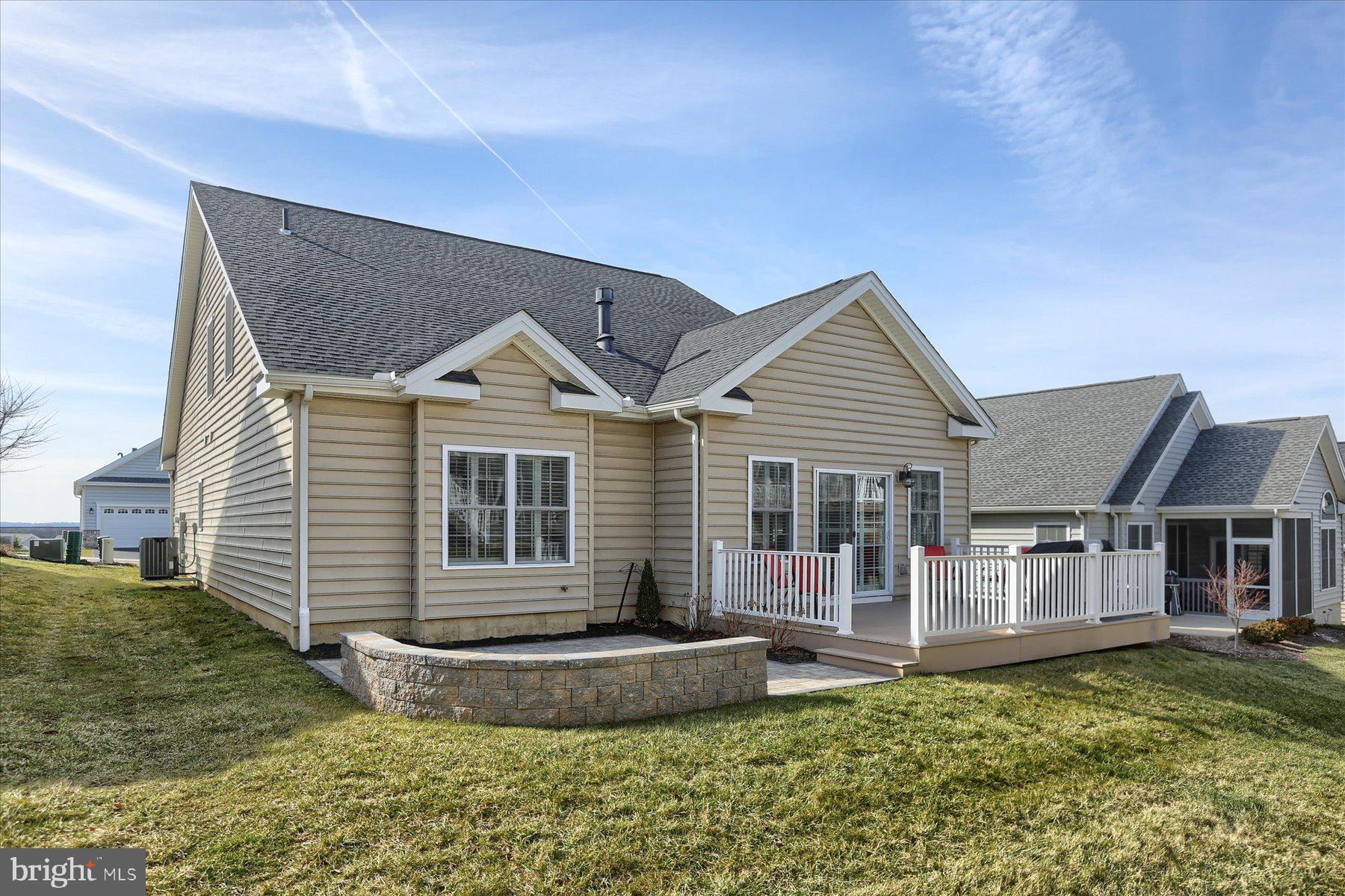 TRADITIONS OF AMERICA AT LITITZ - Residential