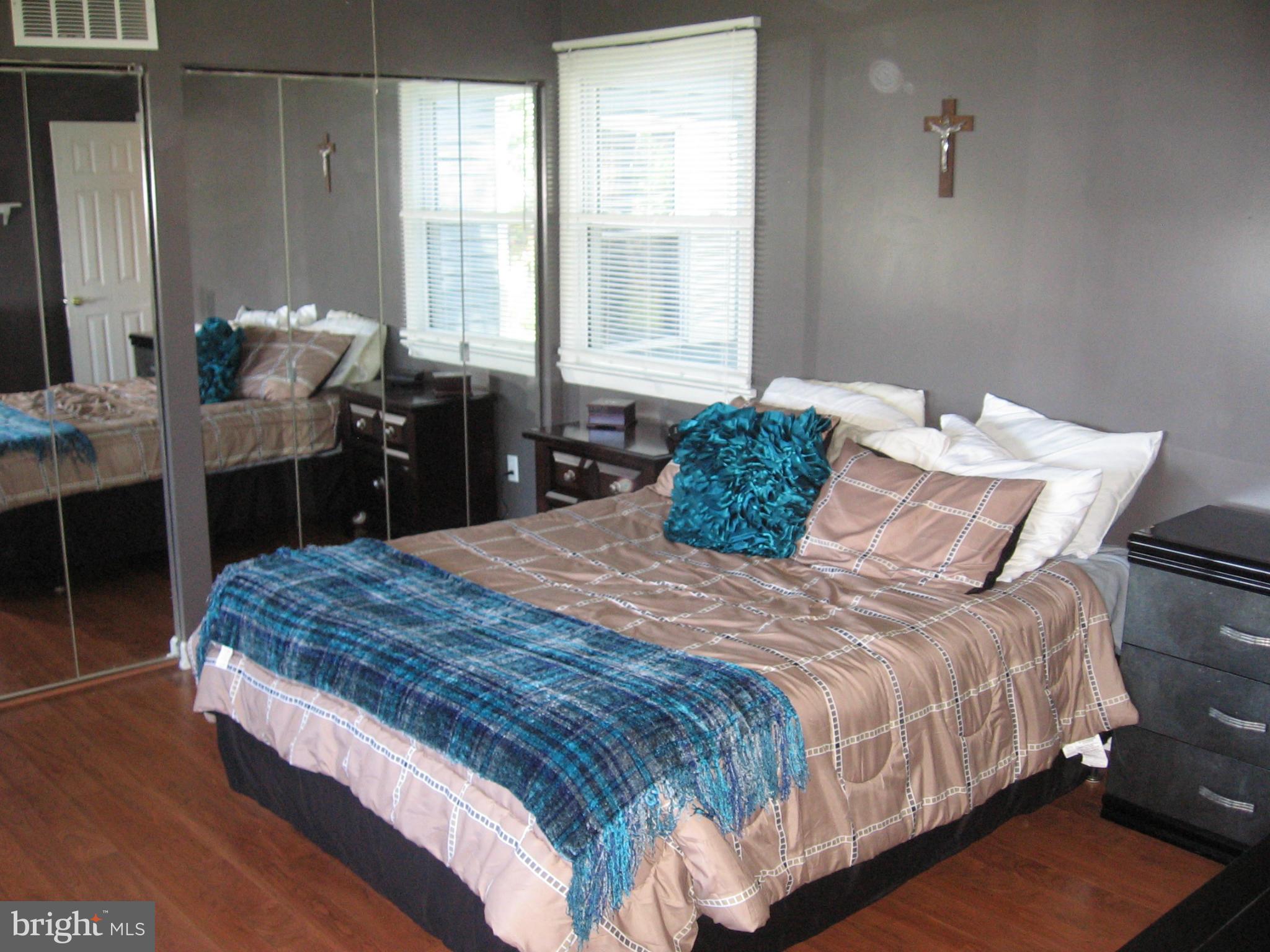 COBB ISLAND - Residential Lease