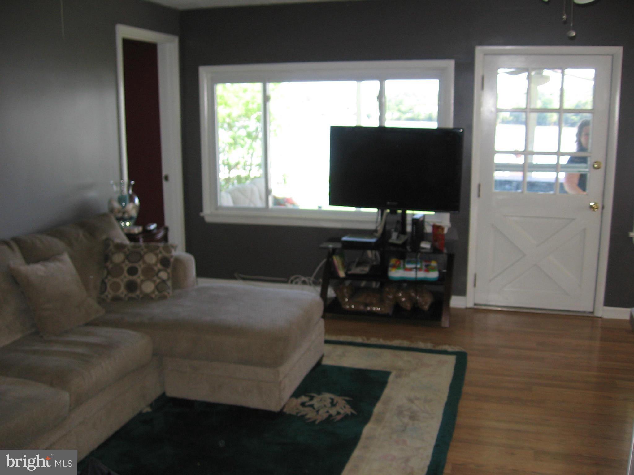 COBB ISLAND - Residential Lease