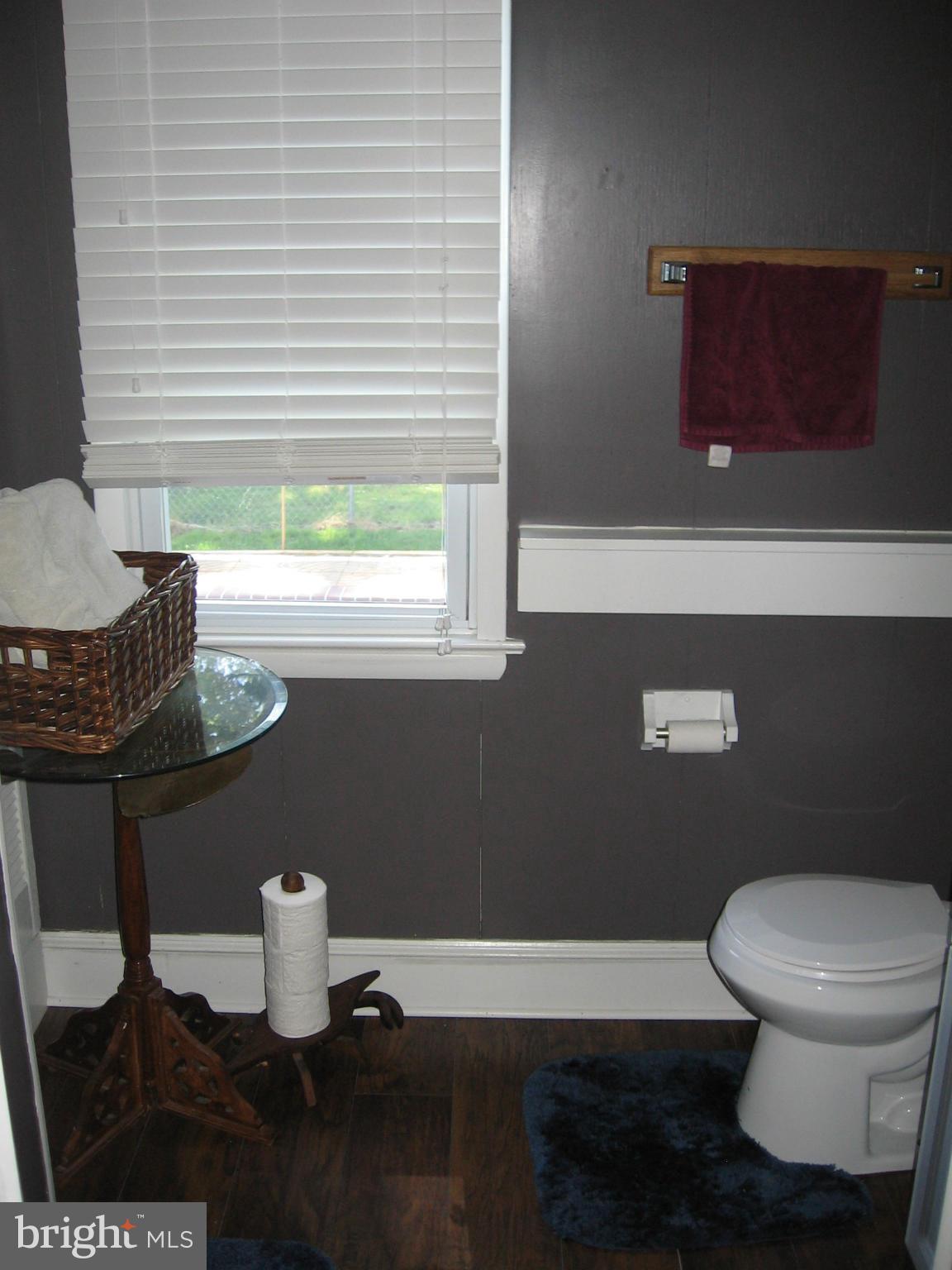 COBB ISLAND - Residential Lease