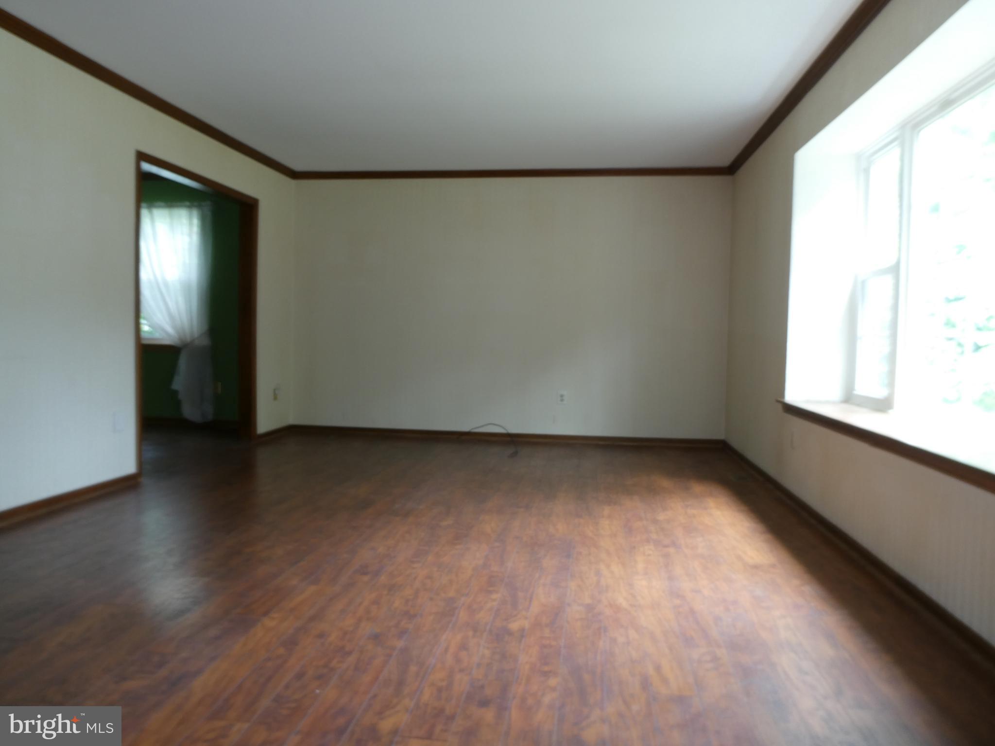 10 MATRO AVENUE