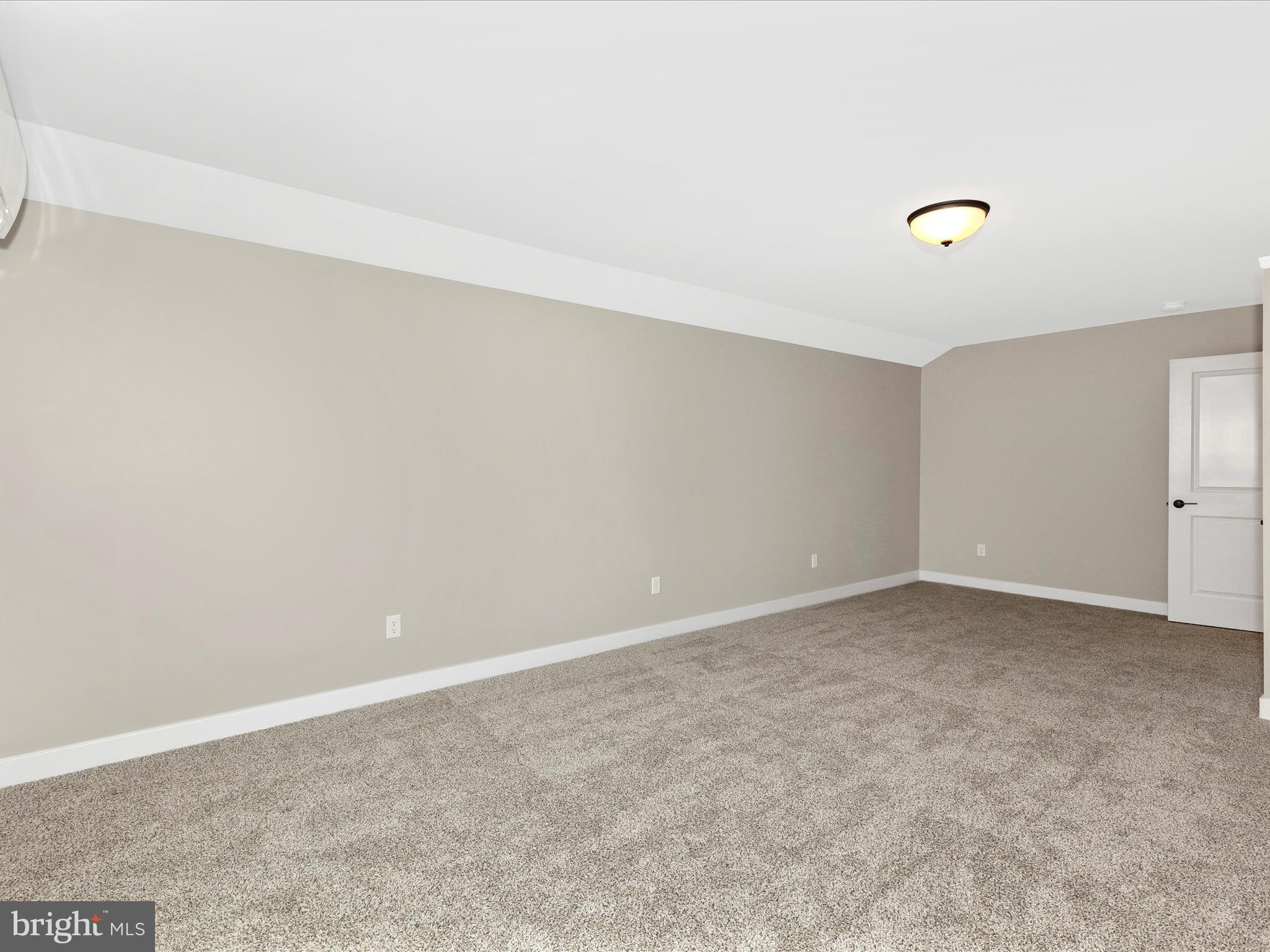 PENN NATIONAL GOLF COURSE COMMUNITY - Residential